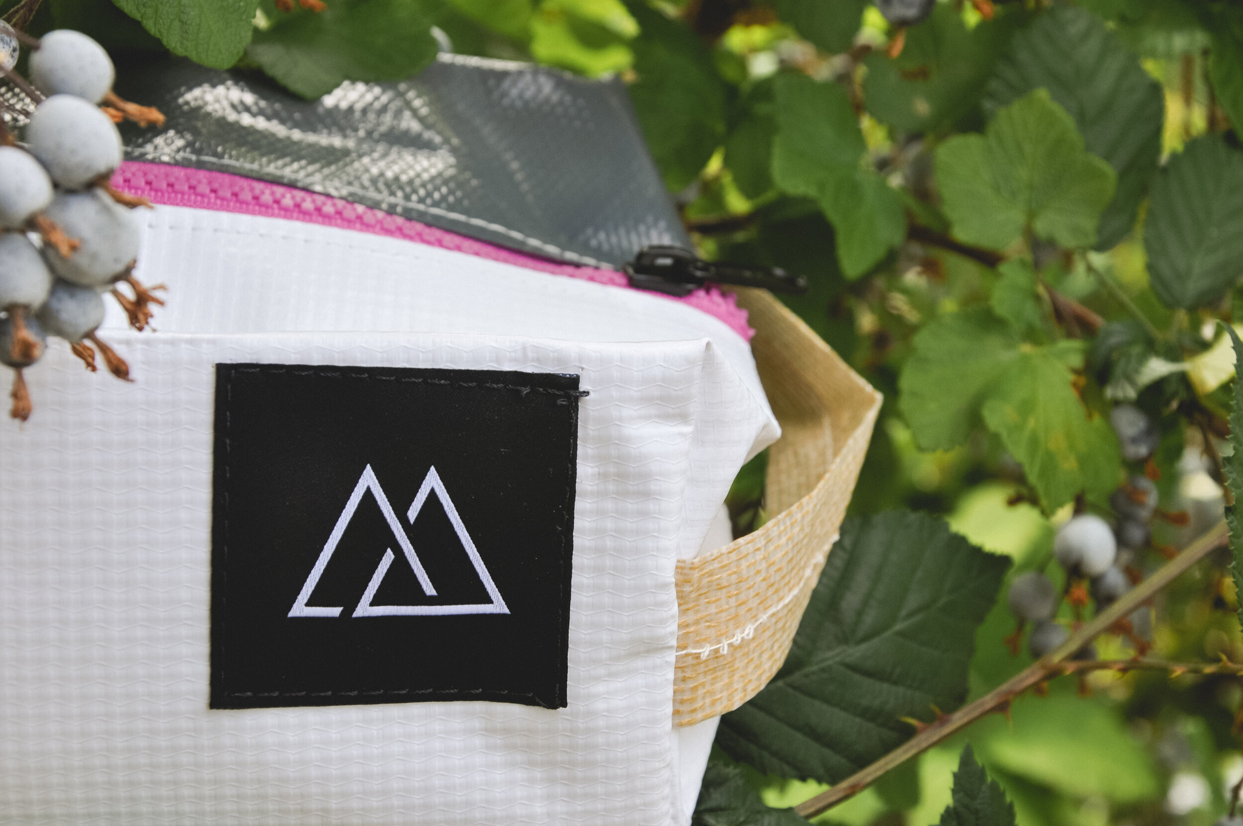 White Grey Medium Toiletry Kit_1.jpg