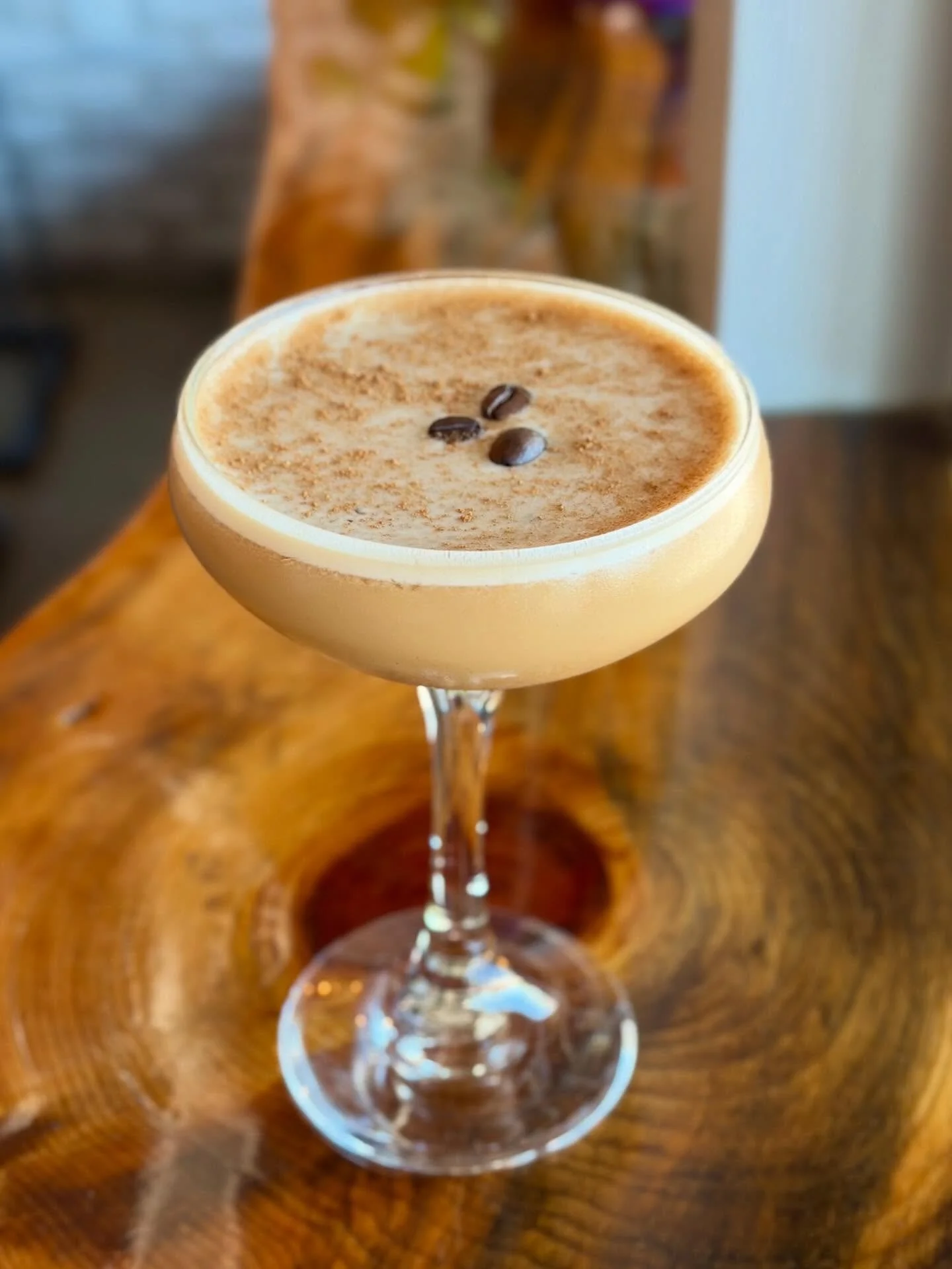 PSL done the 5003 way!🍸🎃 
The Pumpkin Espresso Martini features our Narrow Road Vodka, Franklin Coffee Liqueur, homemade pumpkin sauce, and espresso! 
A perfect Friday treat if you ask me!🤤
#elevation5003distillery #elevatingspiritslocally #craf