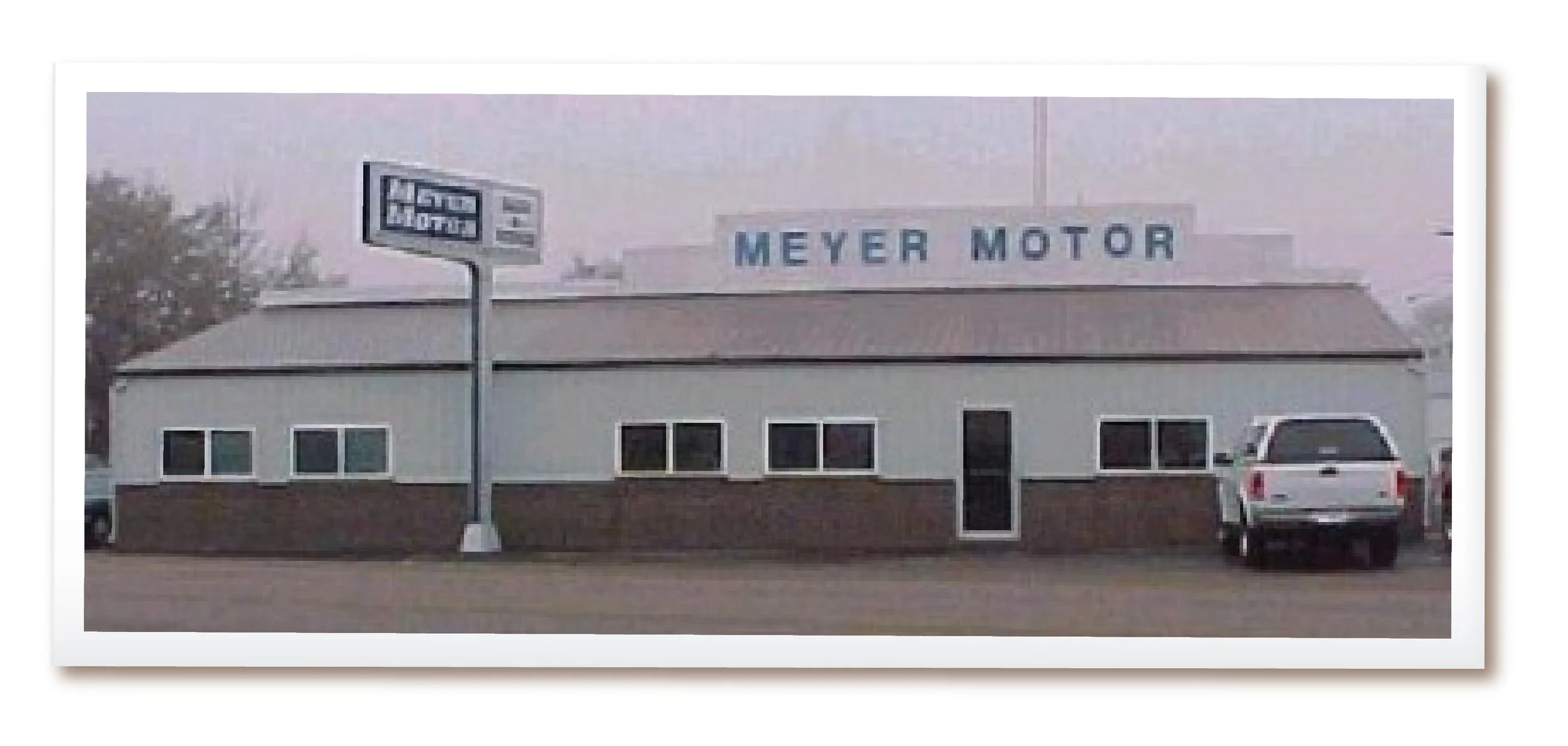 Meyer Motor garage-05.jpg