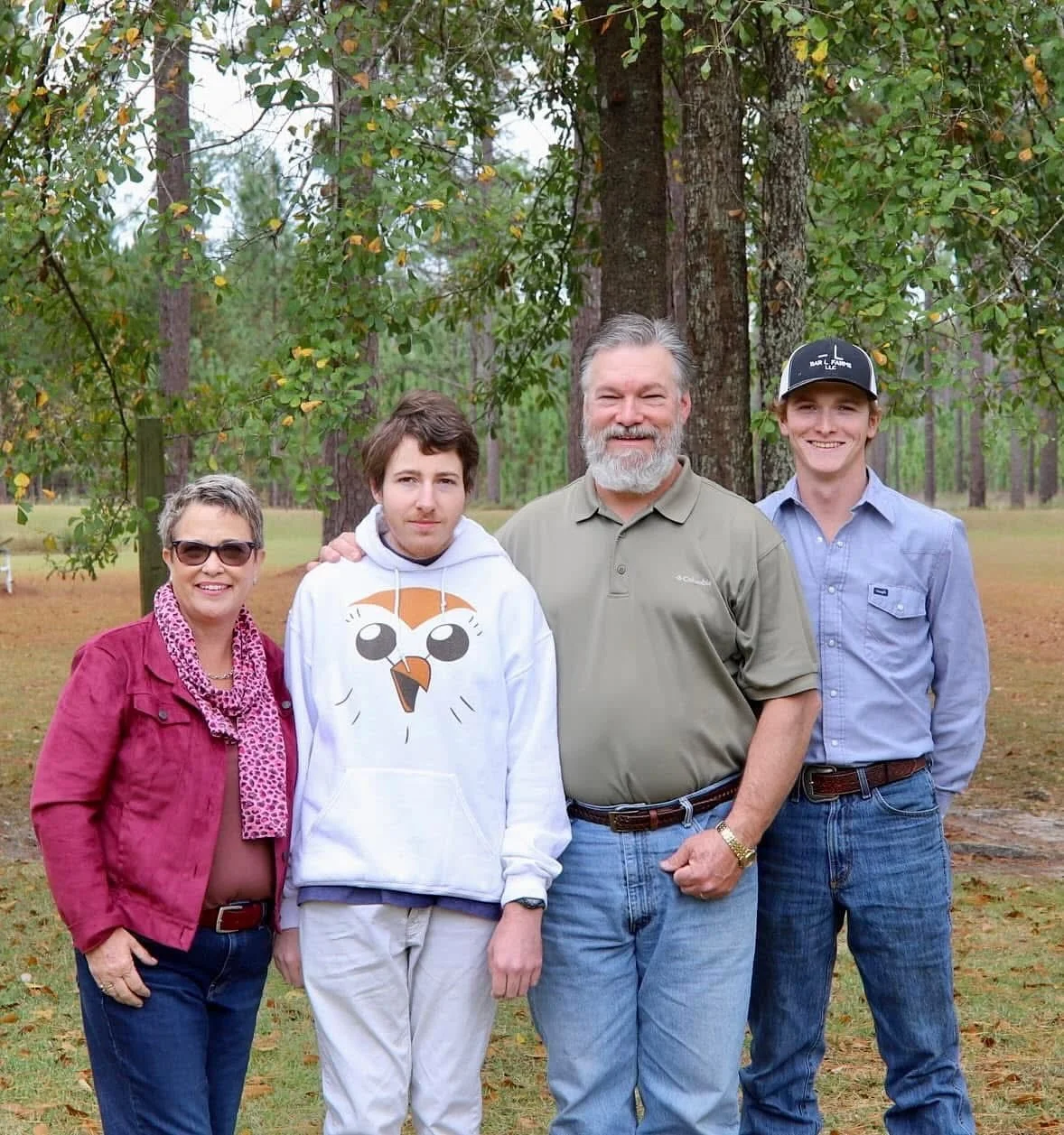 We want to wish our very own Karey Singletary the HAPPIEST OF BIRTHDAYS! 🥳

Karey is not only one of our founders and former Chairman of the Board, she still volunteers at HHH to this day by taking beautiful photos at the HHH horse shows!

Please he