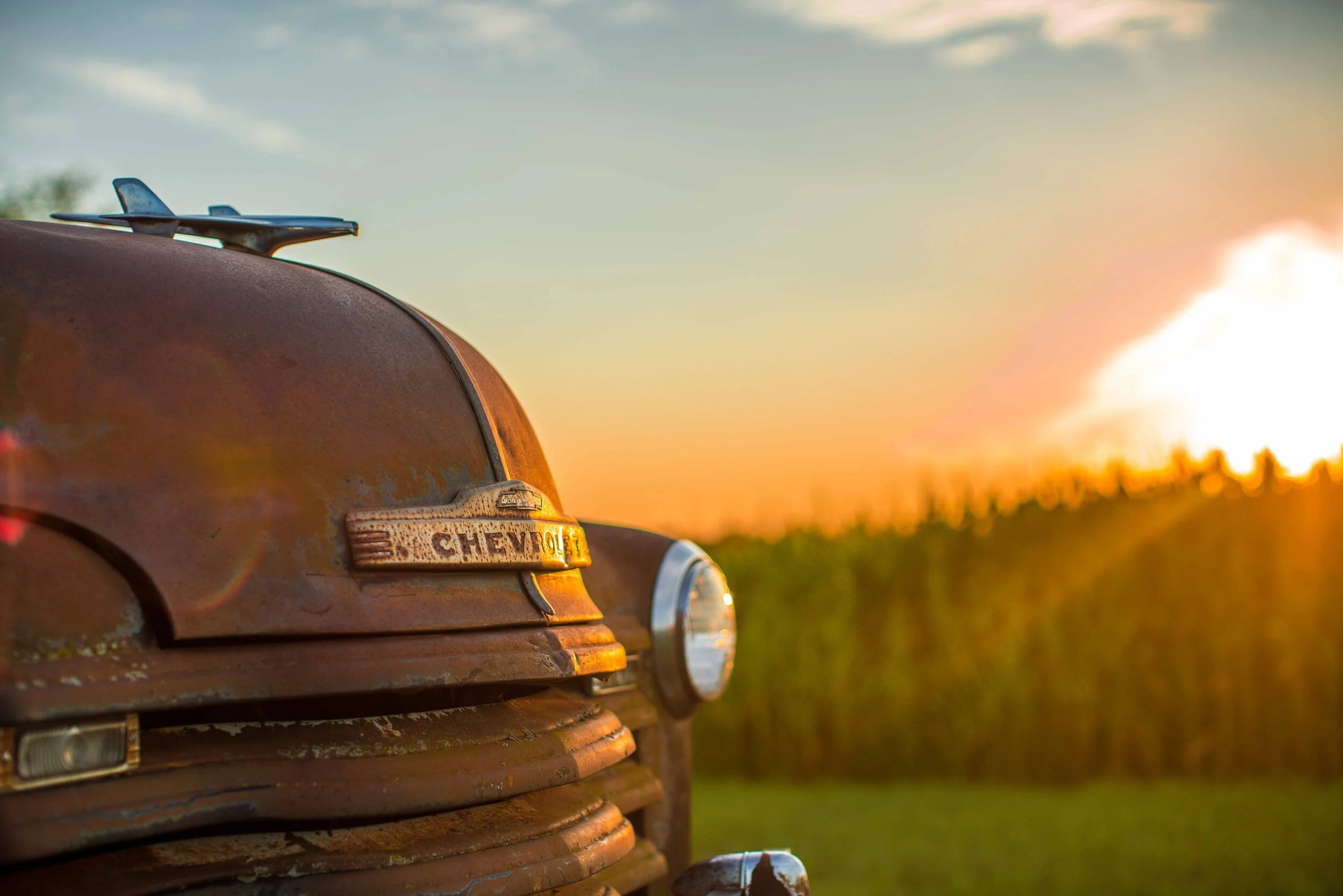 LANDSCAPE_PHOTOGRAPHER_JUSTICE_SIMPSON_PHOTOGRAPHY_IOWA_AUTOMOBILES.JPG