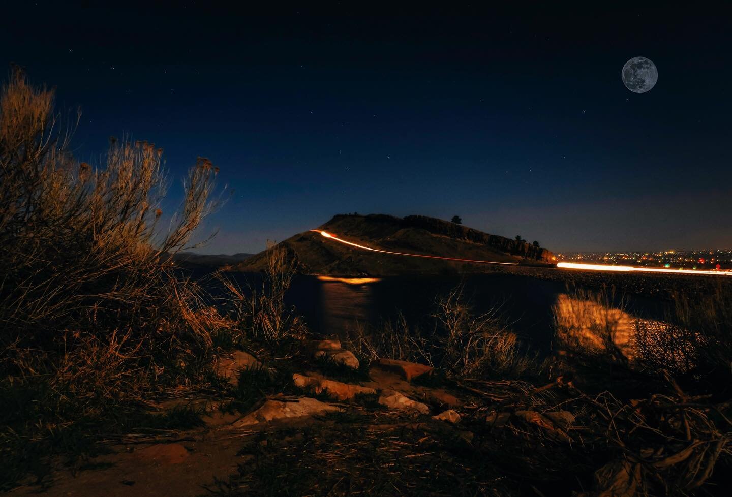 &mdash; &ldquo;Horsetooth&rsquo;d&rdquo; Supermoon
&mdash;&mdash;&mdash;&mdash;&mdash;&mdash;&mdash;&mdash;&mdash;&mdash;&mdash;&mdash;&mdash;&mdash;&mdash;&mdash;&mdash;&mdash;&ndash;&mdash;&mdash;&mdash;&mdash;&mdash;
#supermoon #pinkmoon #moon #ni