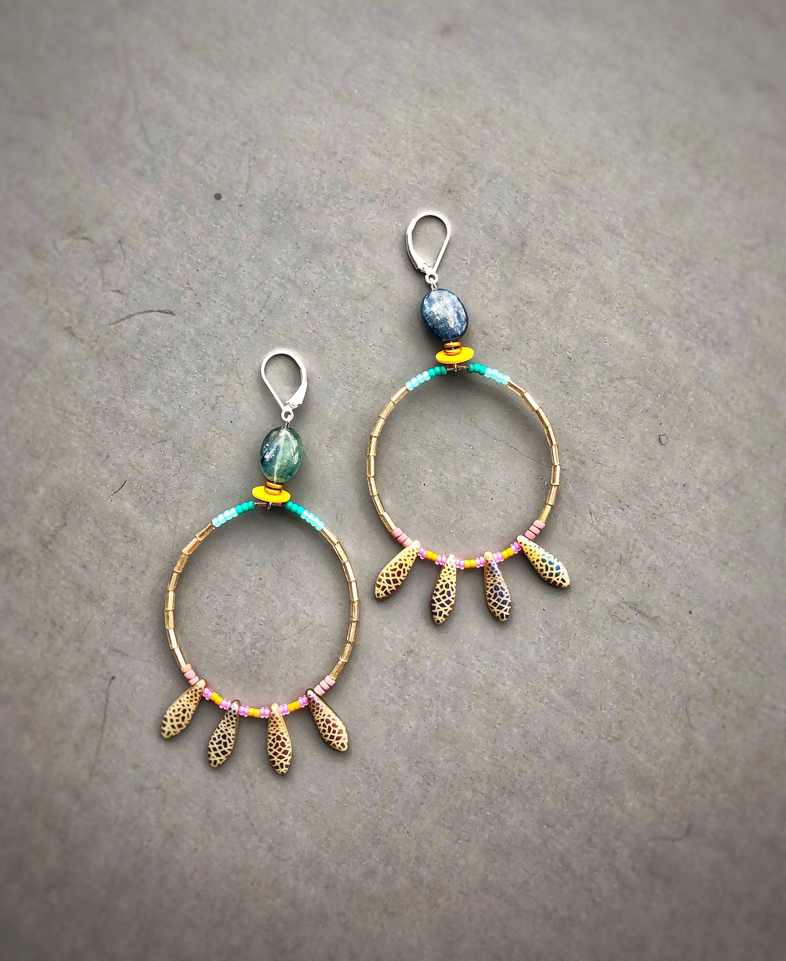 Kyanite Shimmer Loops