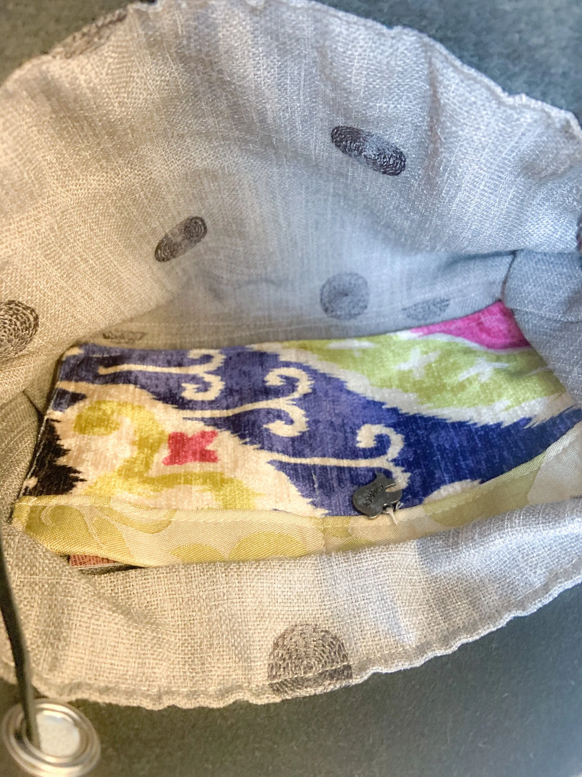 F08F540D-E404-462D-A7EE-3AC926C7DB8C