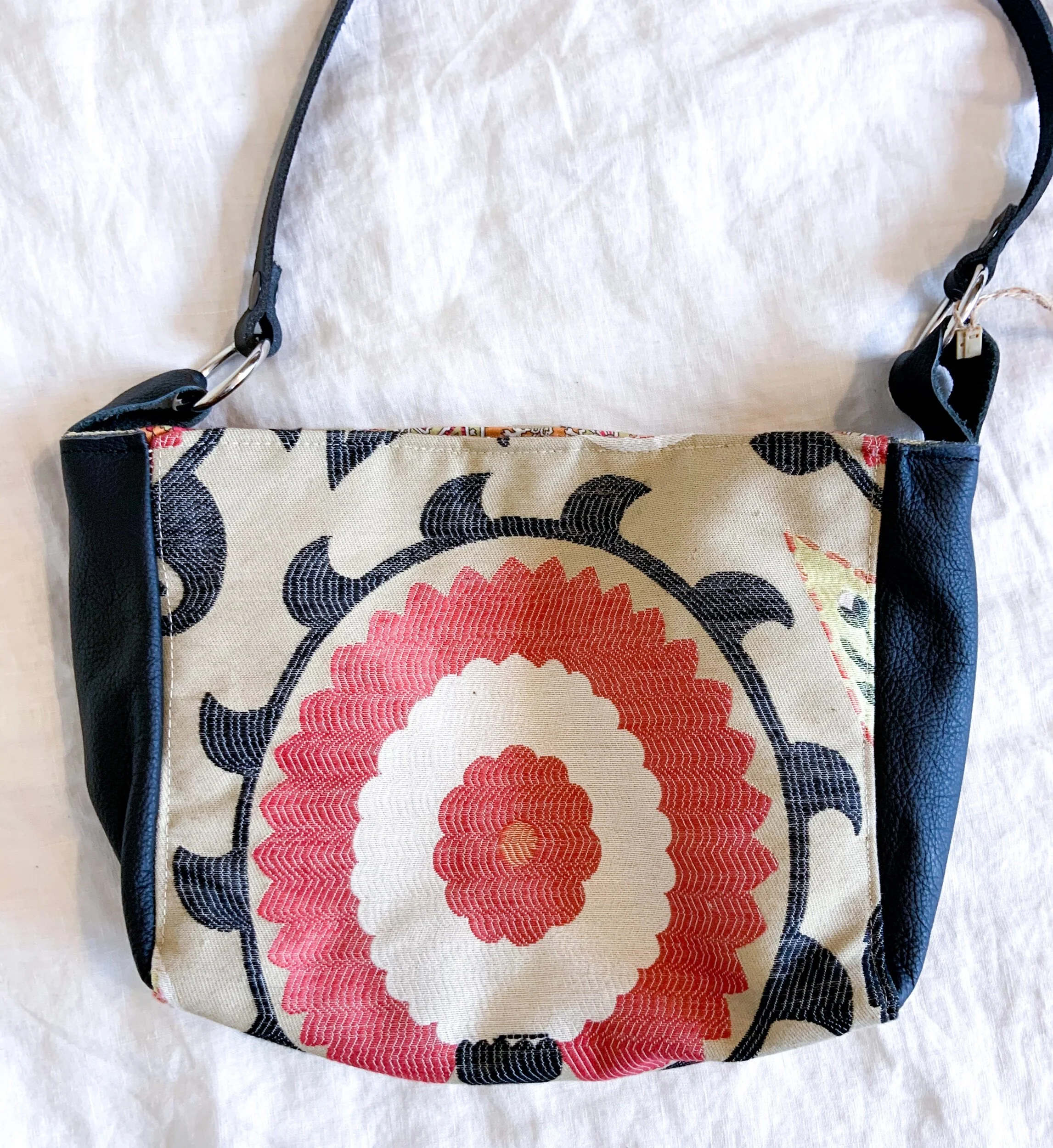 4127264F-01BE-42B7-B234-77D2EB72EE63