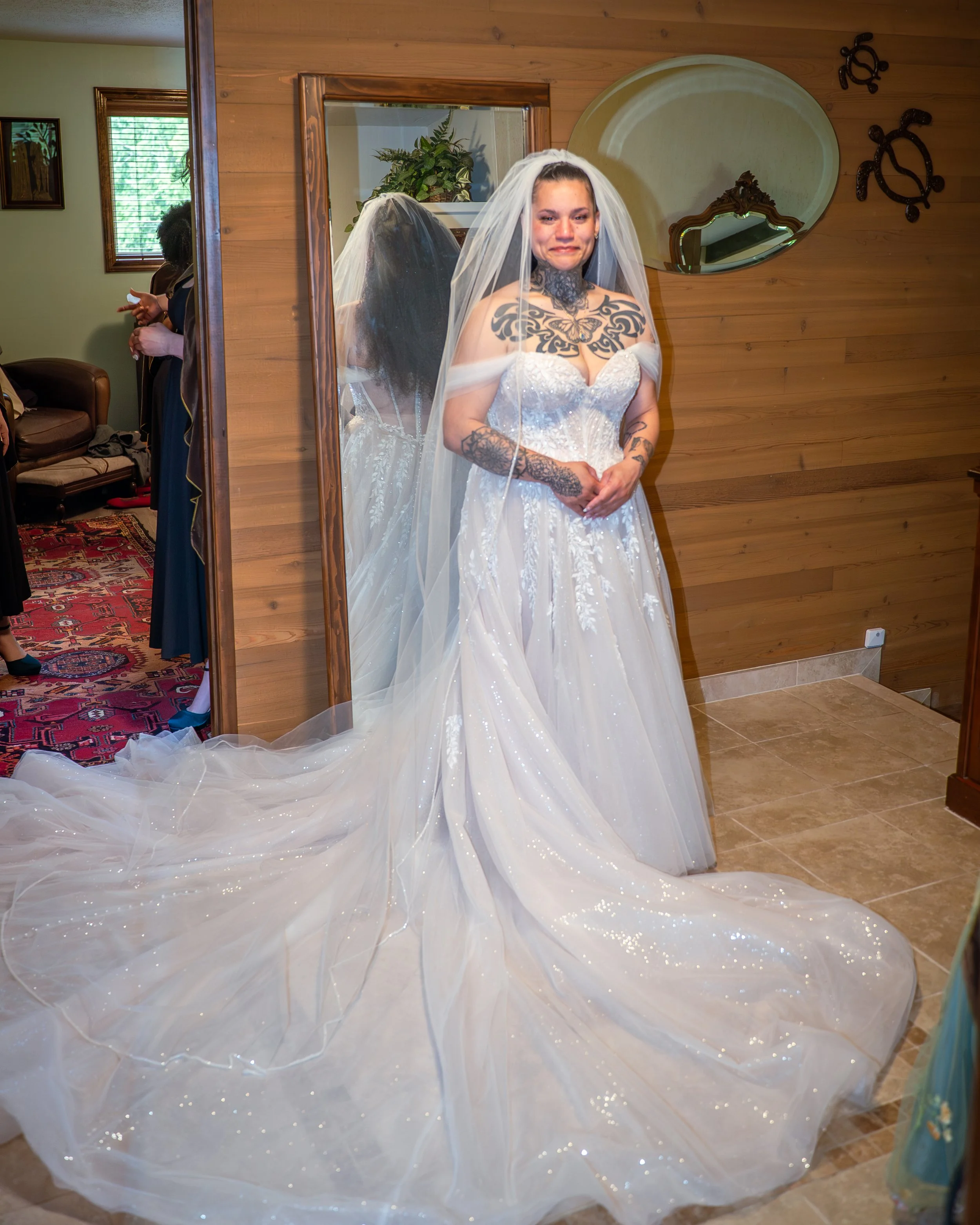 Halbrook_Wedding_046_Bride_Preperation.jpg
