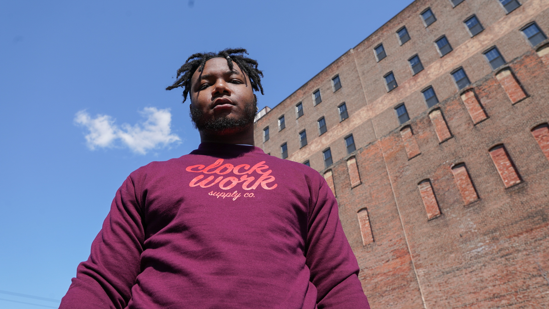 SCRIPTED CREW NECK - MAROON/RED