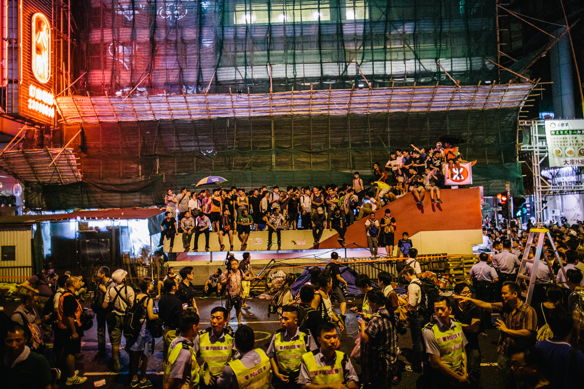 14.10.04 - Hong Kong: Protestors occupy Mong Kok.