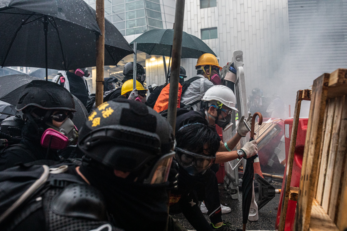 19.08.25 - Behind the barricades on Yeung Uk Rd.