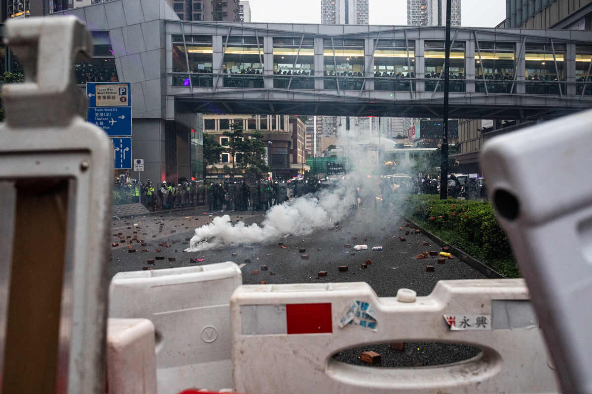 19.08.25 - As seen from behind the barricades.