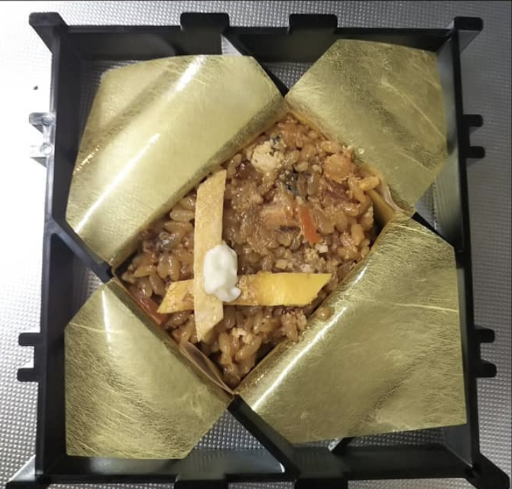 TAKIKOMIMONOGATARI NOSHIMARU(炊込物語　のしまる)