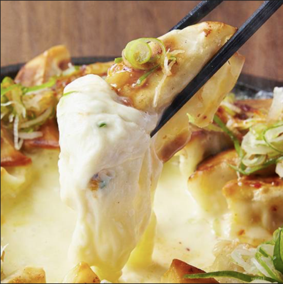 ①『BONSAI SHRIMP DUMPLINGS WITH TRUFFLE CHEESE』②『TRUFFLE CHEESE DUMPLINGS』