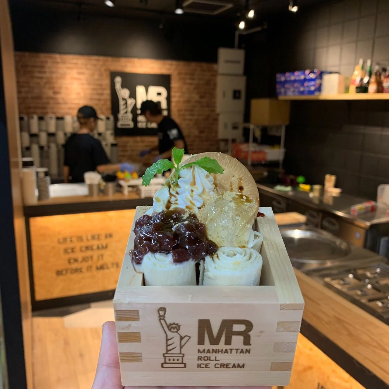 Manhattannroll Ice Cream 
