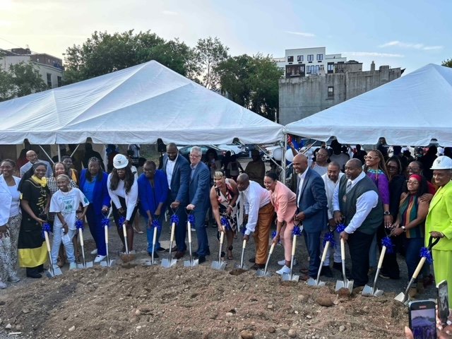 Glenmore Manor Groundbreaking Ceremony