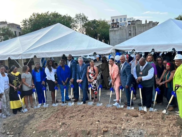 Glenmore Manor Groundbreaking Ceremony