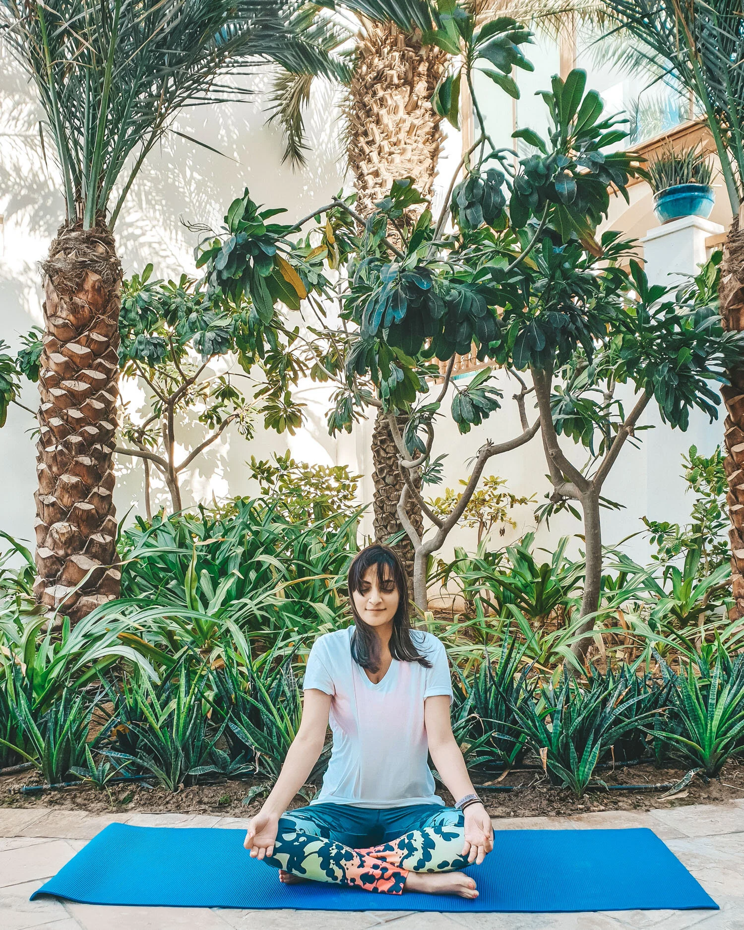 Zahra Poonawala | licensed therapist in Dubai, UAE | practicing meditation