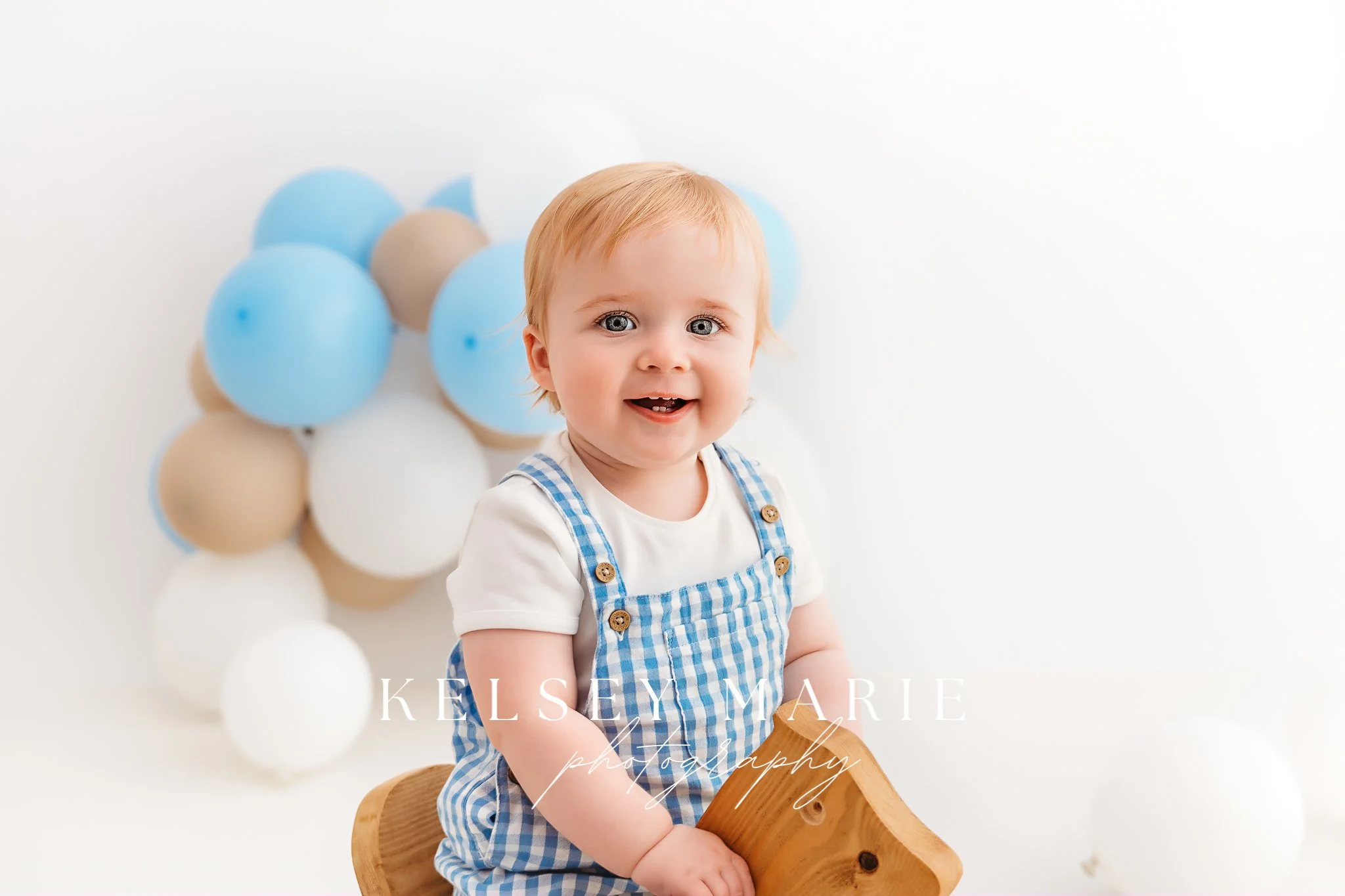 If a one-year-old could plan their perfect birthday, what would be on the list?

✨ Play with toys &ndash; check!
✨ Tuck into some delicious birthday cake &ndash; check!
✨ Finish off with a bubbly, splashy bath &ndash; check!

That&rsquo;s the magic o