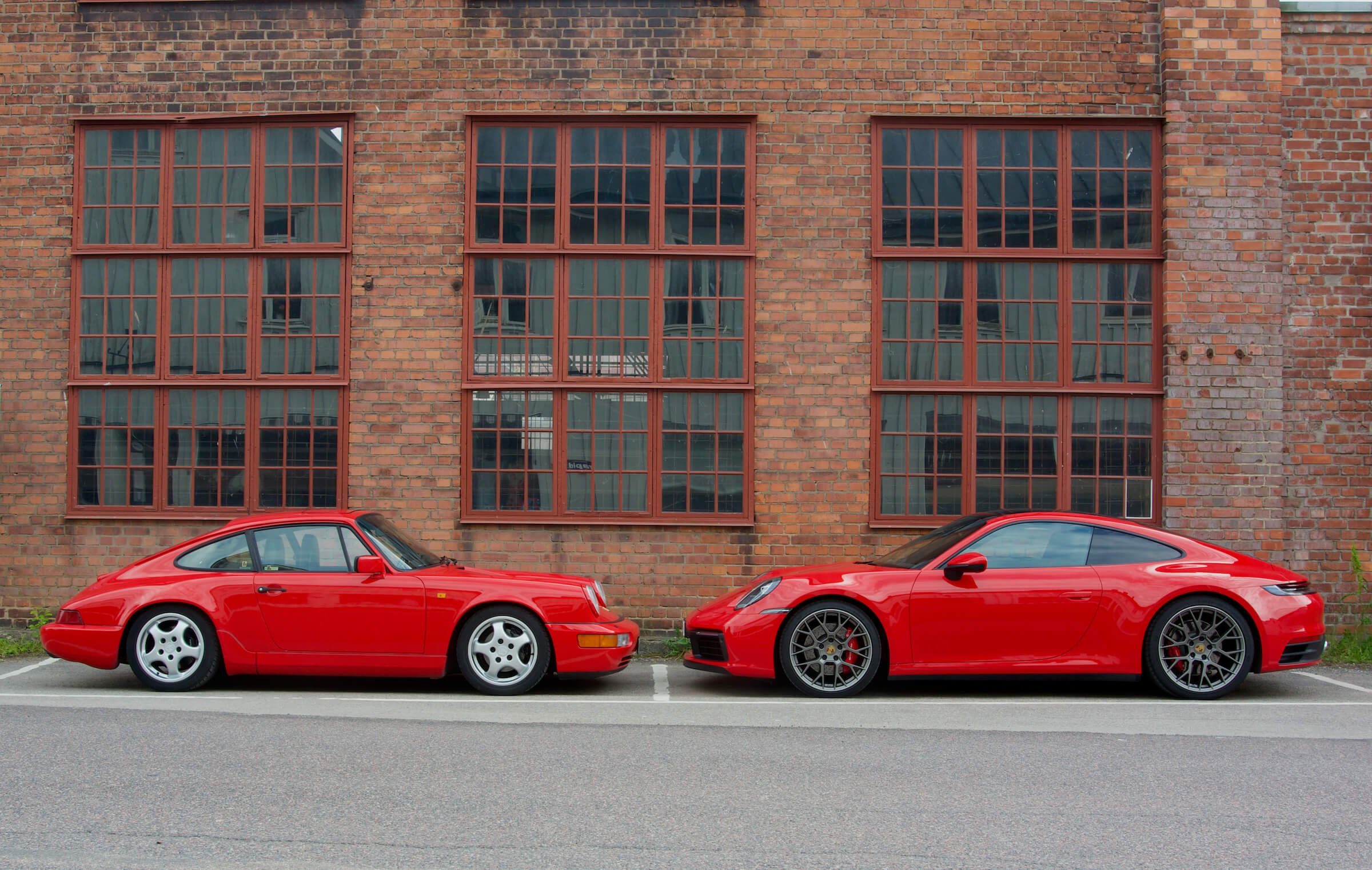 964 och 992 Carrera 4.