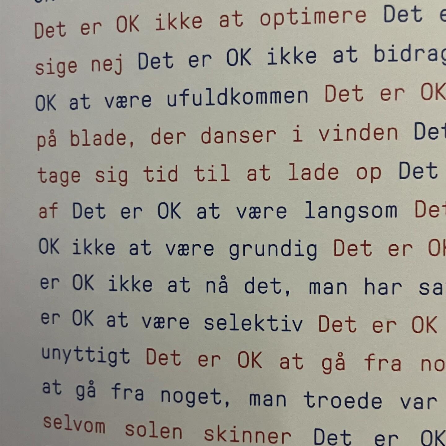 Der er noget b&aring;de fint og lidt besynderligt over, at det er lykkedes mig, uden nogen som helst klar plan (planen var IKKE at k&oslash;be noget), at komme ud af Bogforums besn&aelig;rende inferno (hvor jeg har snakket og grinet og minglet og dru