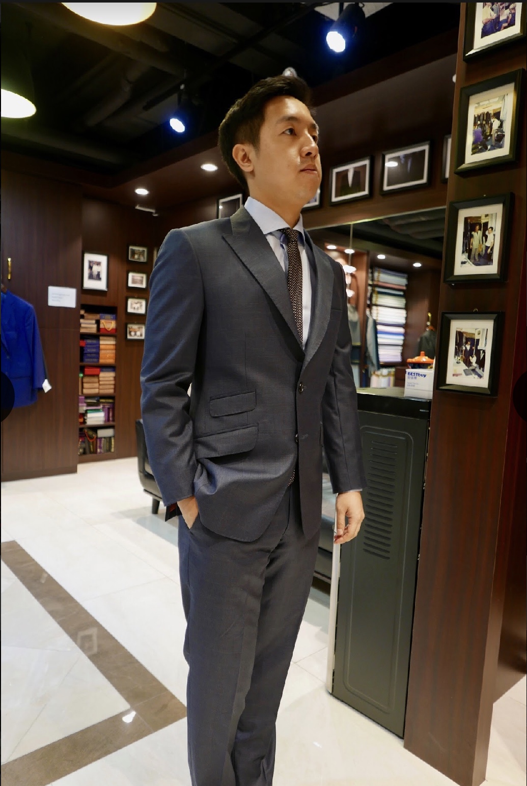 Mens custom tailored Three Piece Suit | Mytailorstore