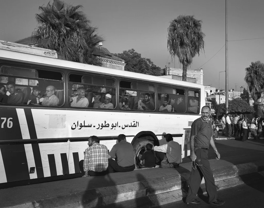 East Jerusalem, Palestinian crowd to find buses home at the end of the day near Damascus gate