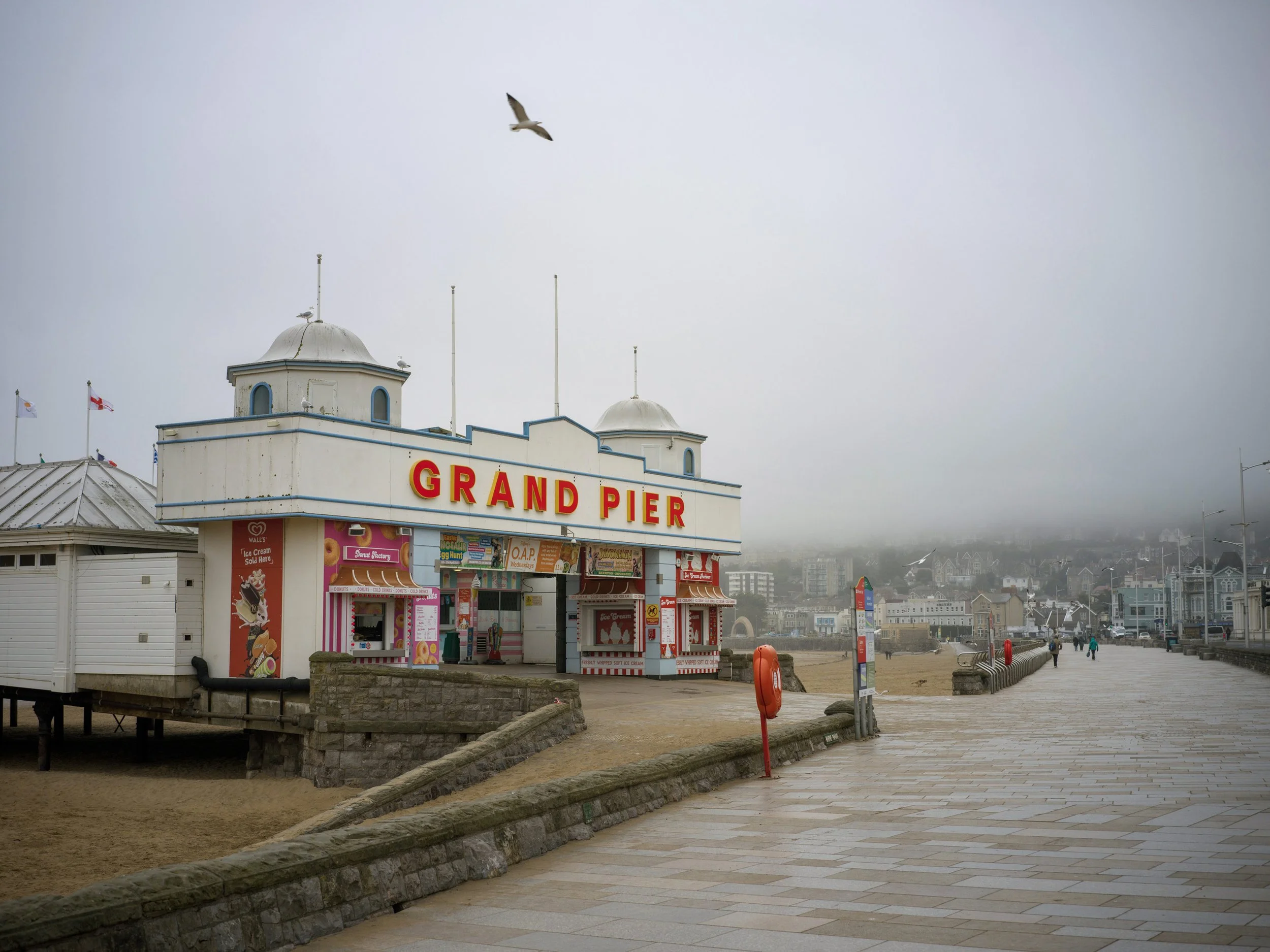 09 B0010197 Grand Pier WSM.jpg
