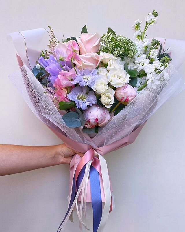 bespoke baby ✨ 
weekends made prettier thanks to yours truly 💁🏻&zwj;♀️