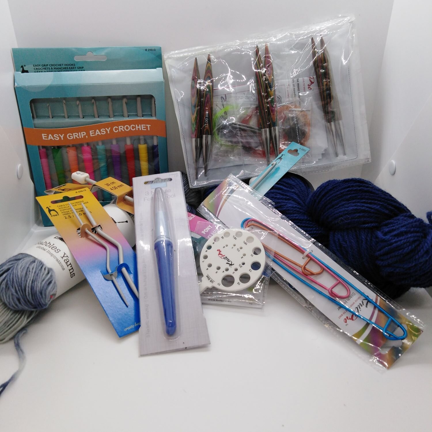Knitting Needles, Crochet Hooks, Accessories