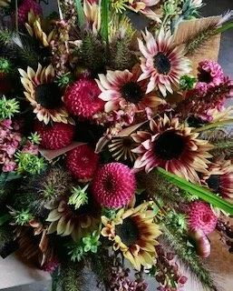 SUSTAINABLY-GROWN SUMMER FLOWERS 1.jpeg