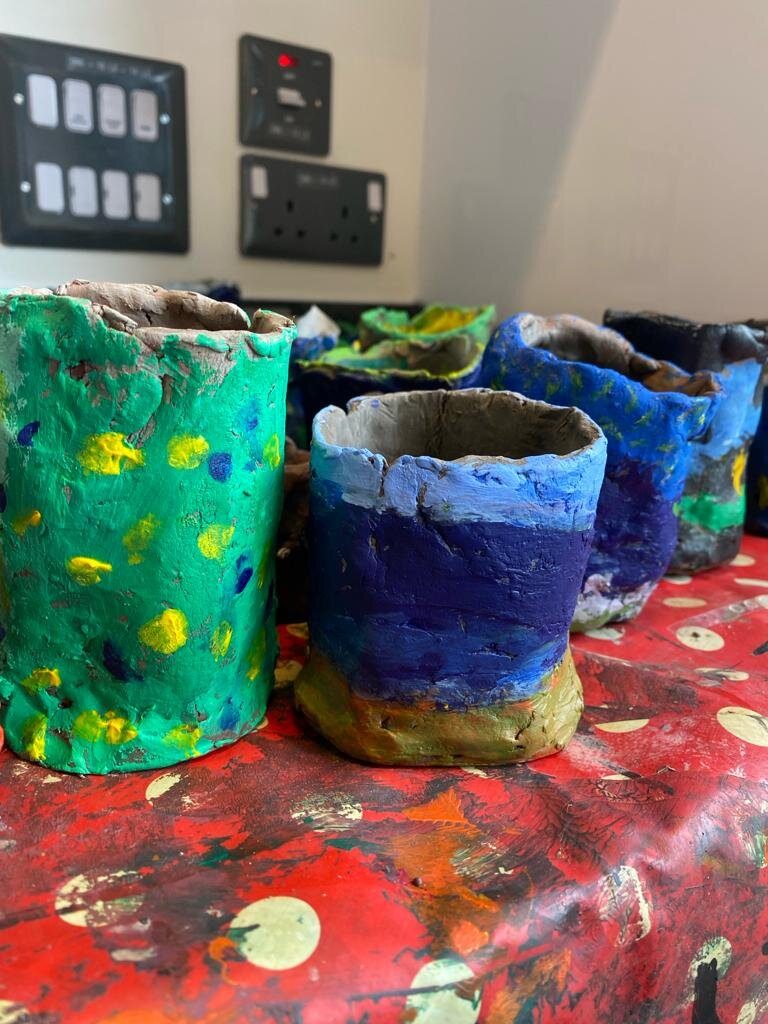 The children worked very hard on these Van Gogh-inspired vases. They look beautiful! xx

#artforkids #artkidsathome #artkids #artactivity #artclass #artclub #mindfulness #craftskids #zoom #afterschool #holidayclub #homeschooling #homeschool #londonmu
