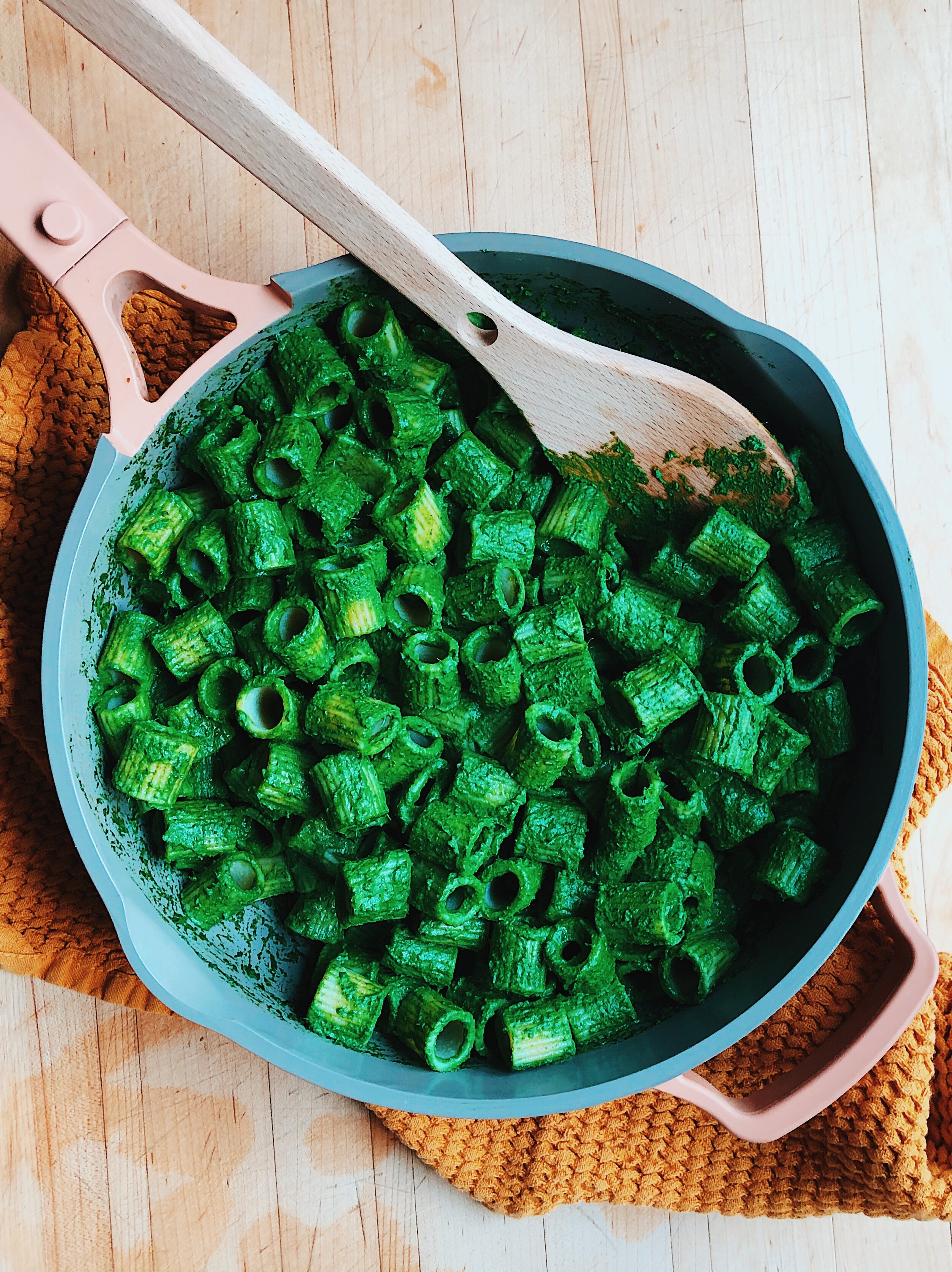 One Pot Green Pasta and an Honest Review of the Always Pan — Hello Fran