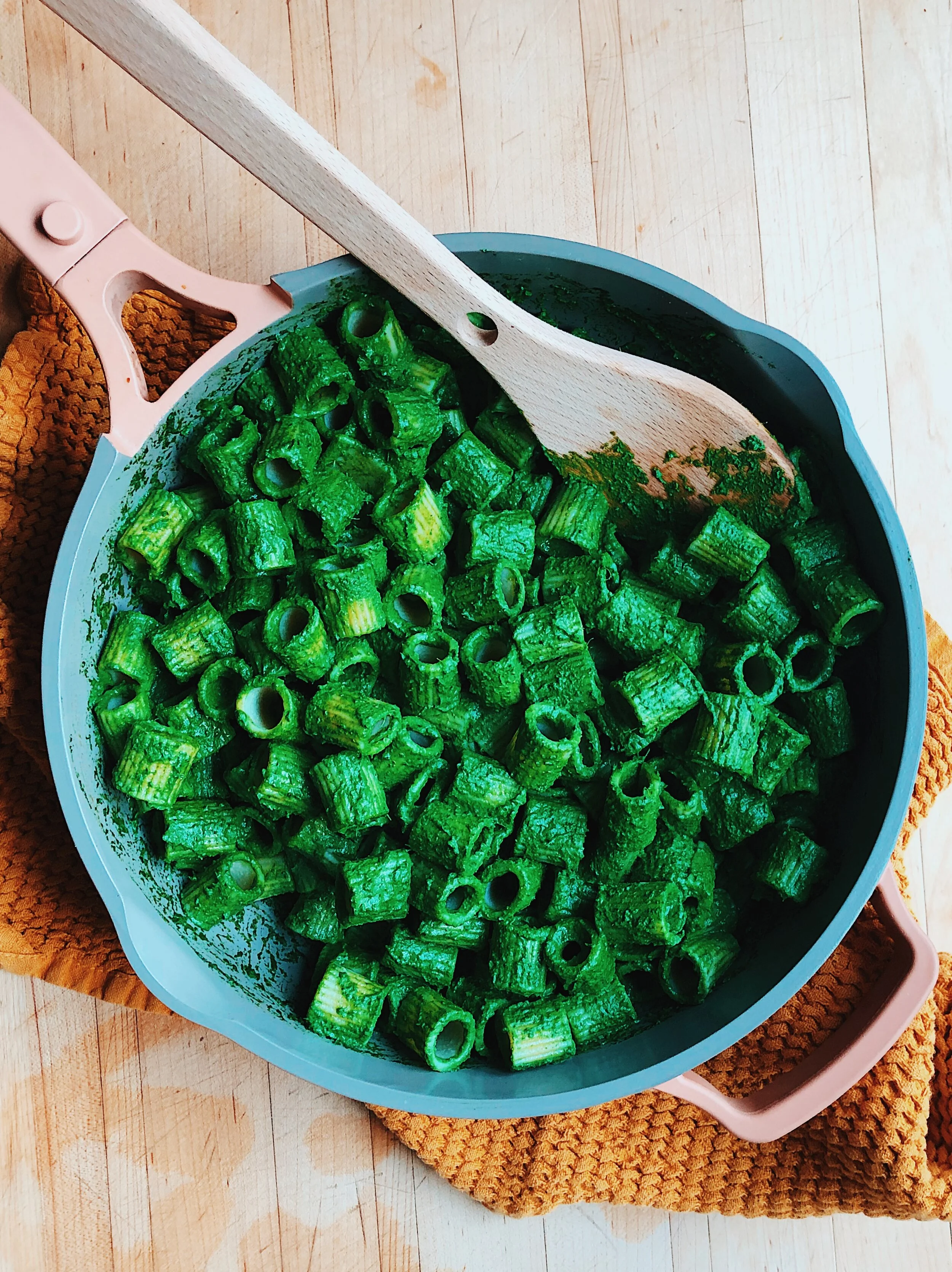 One Pot Green Pasta and an Honest Review of the Always Pan