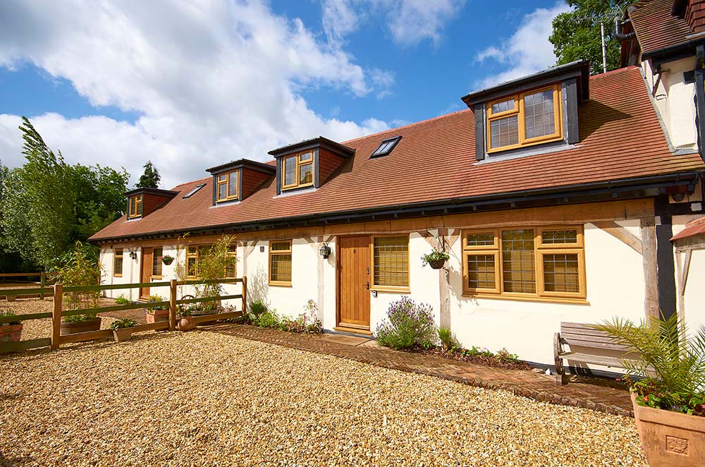 Cottage-2-front.jpg