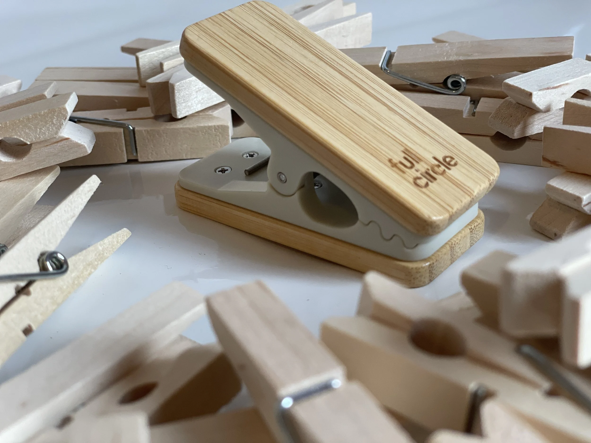 Bag_Clips_Pile_2.JPG