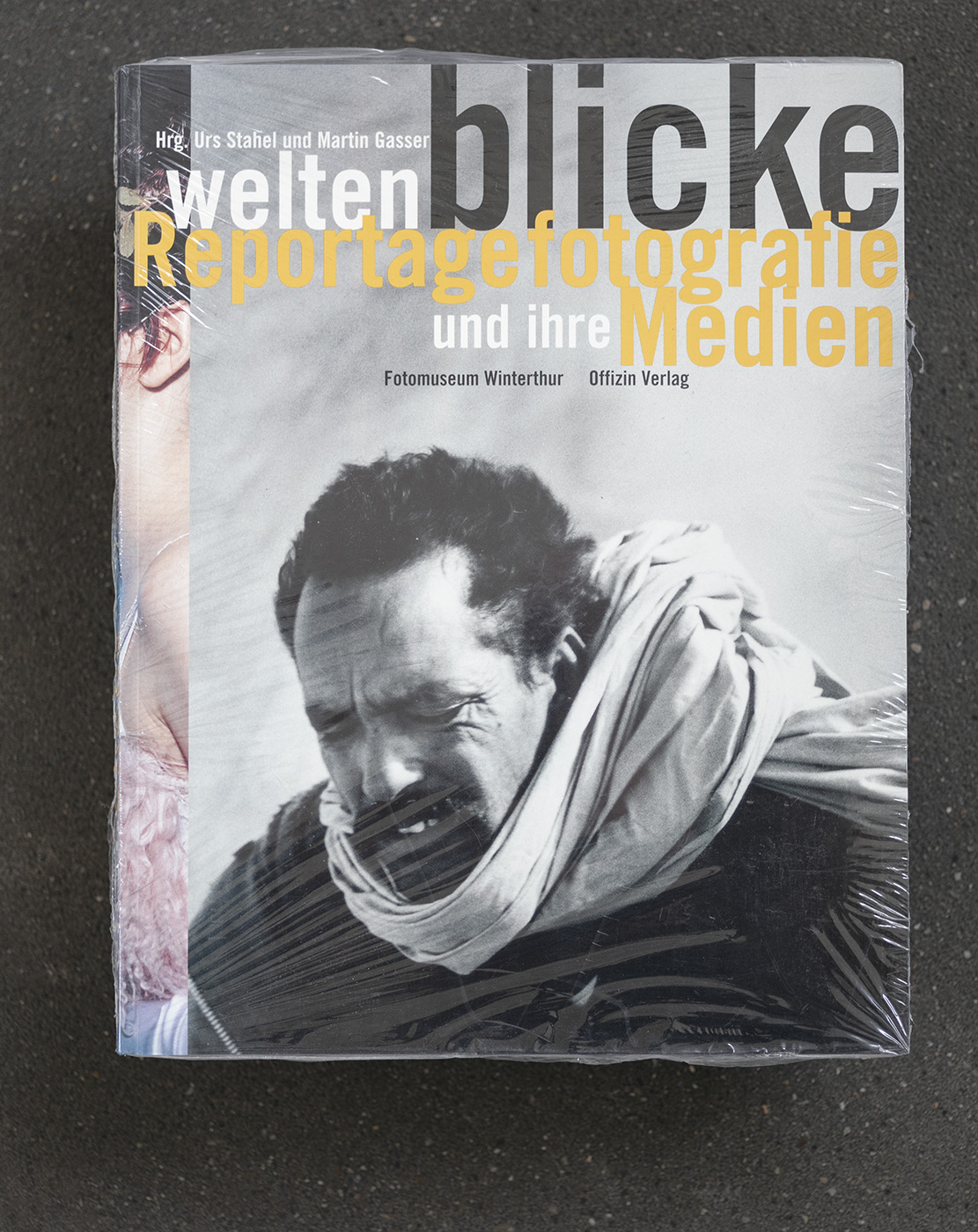 Weltenblicke, exhibition catalogue 