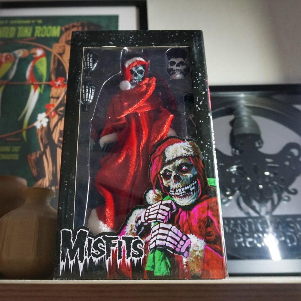 Misfits "Holiday Fiend 8" Clothed Action Figure