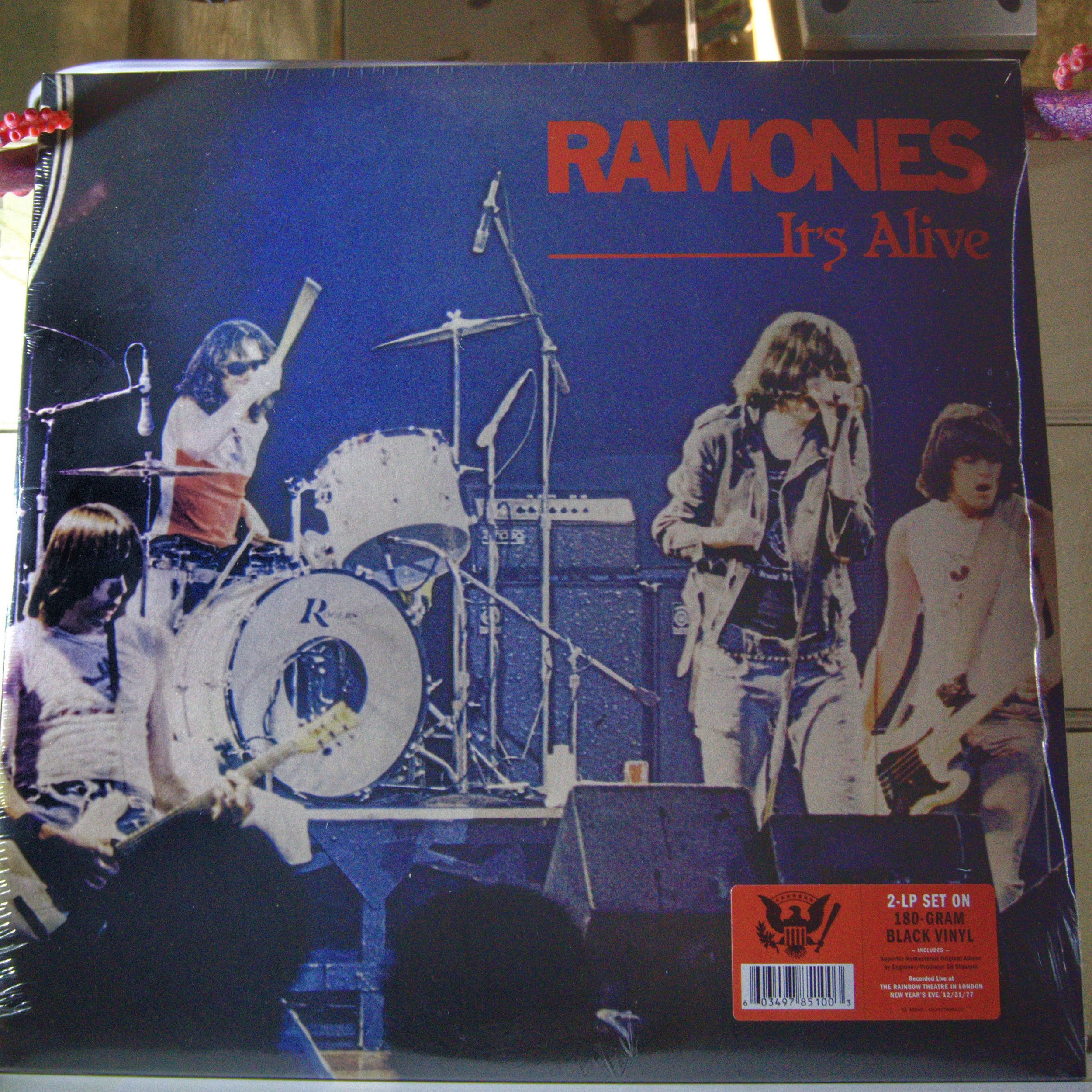 Ramones - It's Alive (2019 remaster black vinyl)