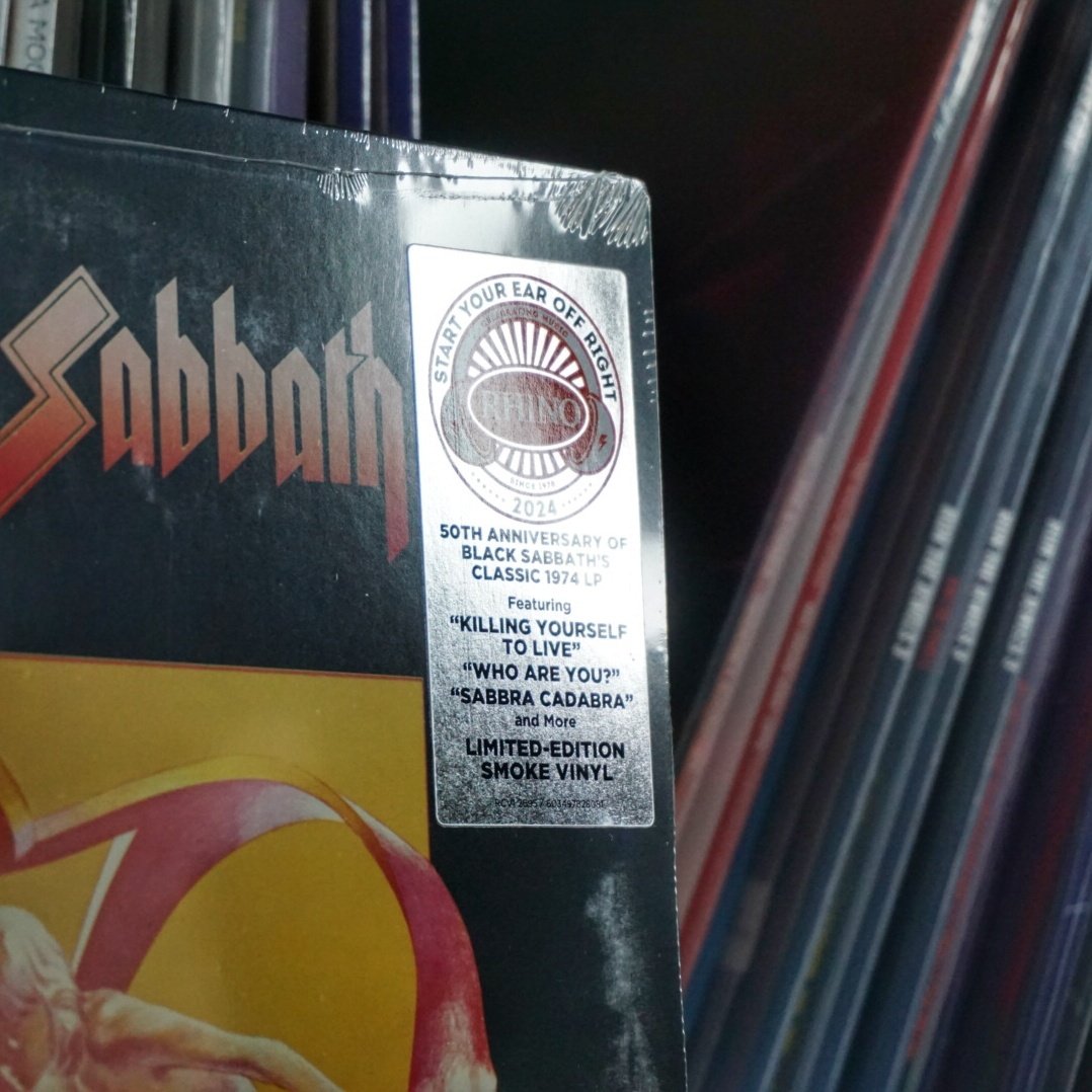 Black Sabbath - Sabbath Bloody Sabbath (50th Anniversary) Limited Edition 1-LP 140g Smokey vinyl