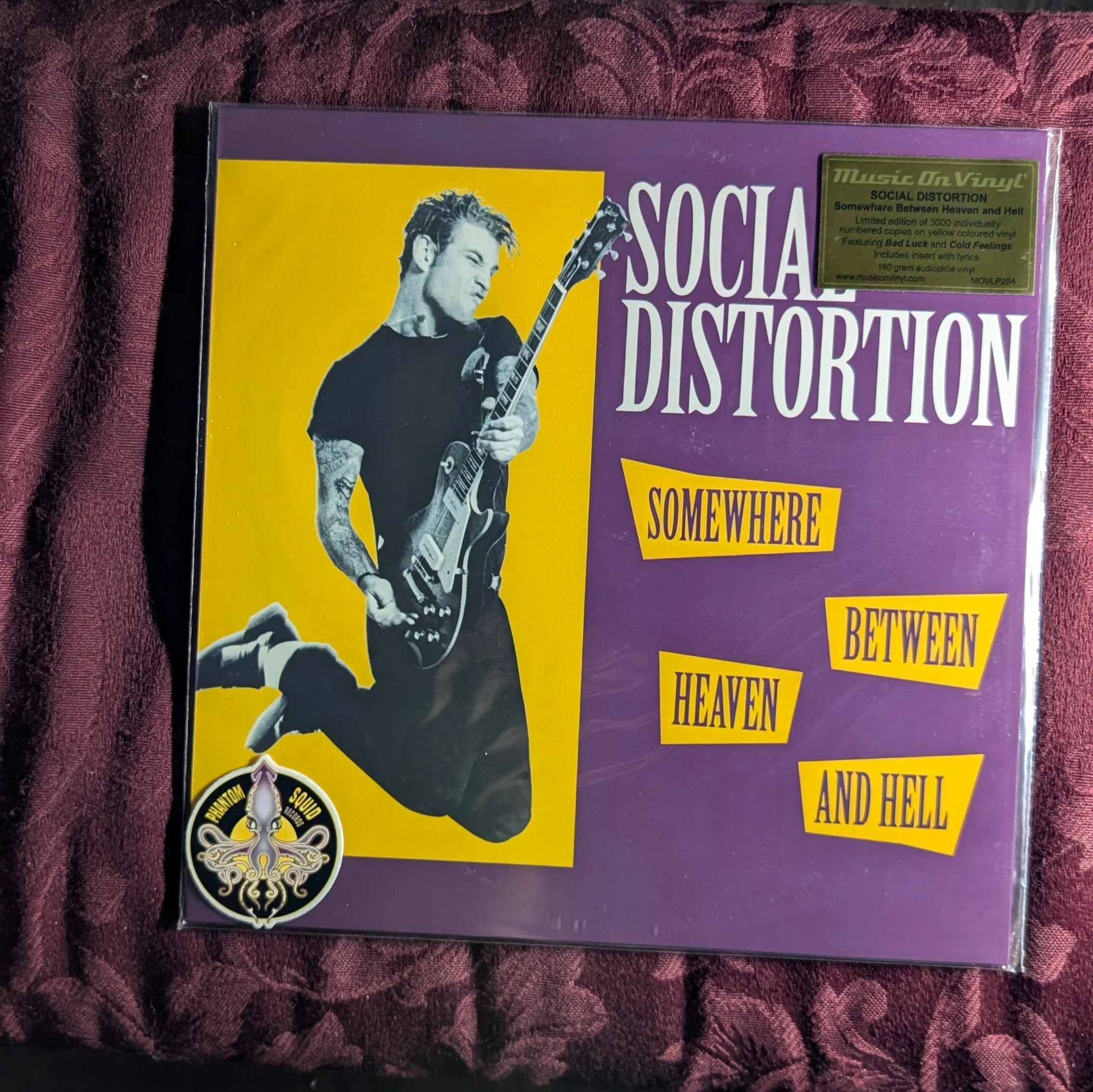 Social Distortion - Somewhere Between Heaven & Hell (Yellow Vinyl)