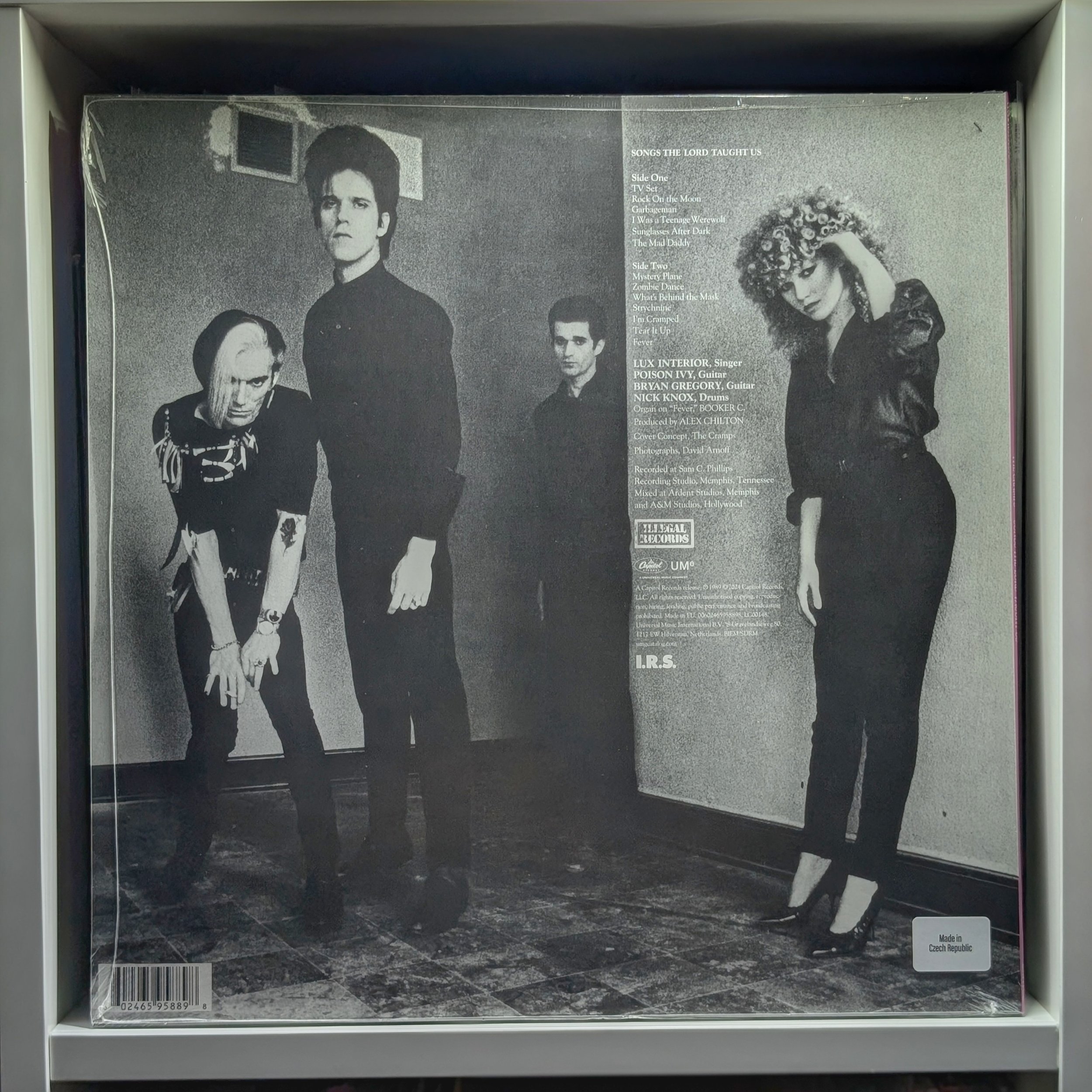 Cramps - Songs the Lord Taught Us (debut album)