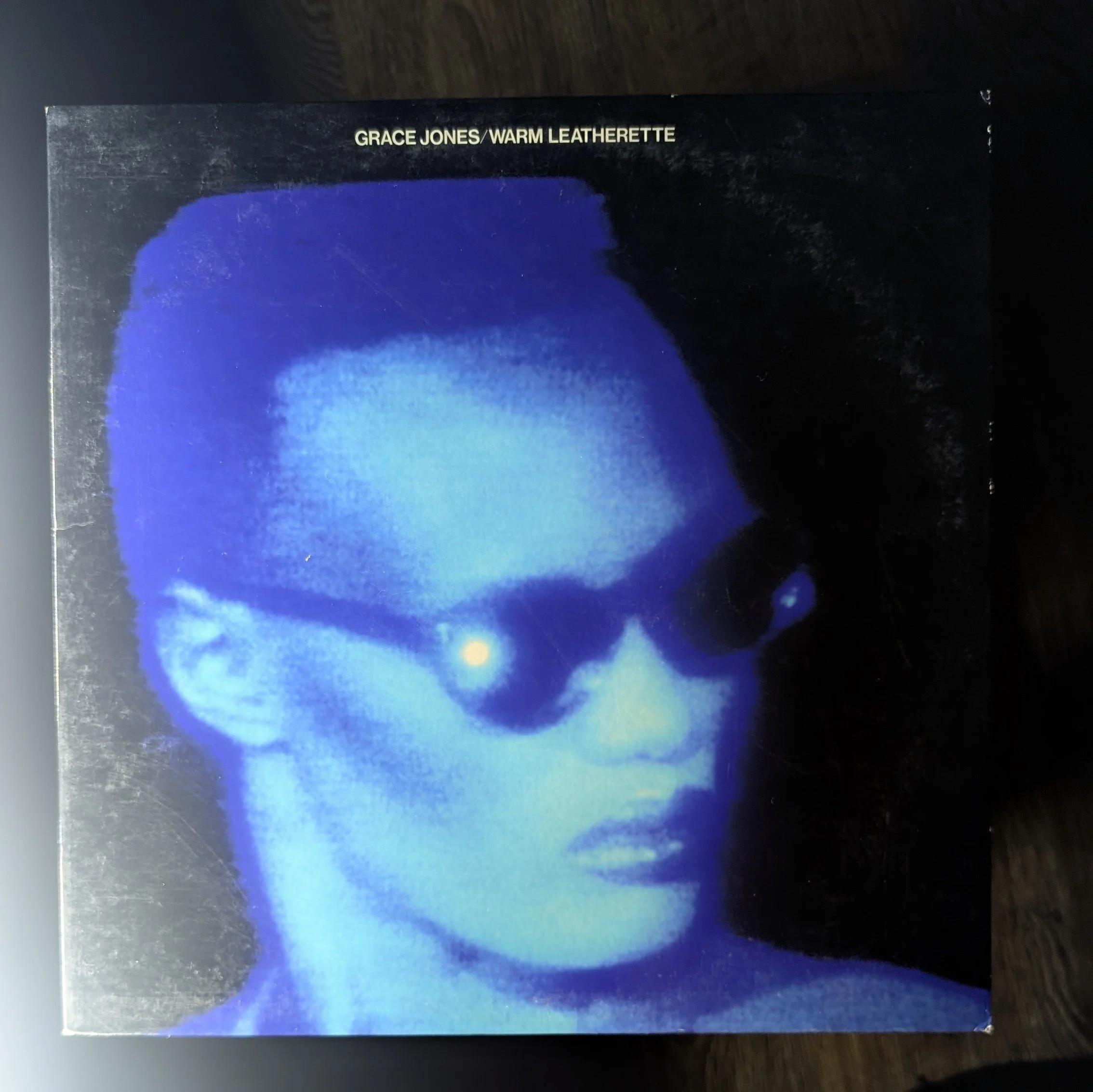 Grace Jones - Warm Leatherette (1980)