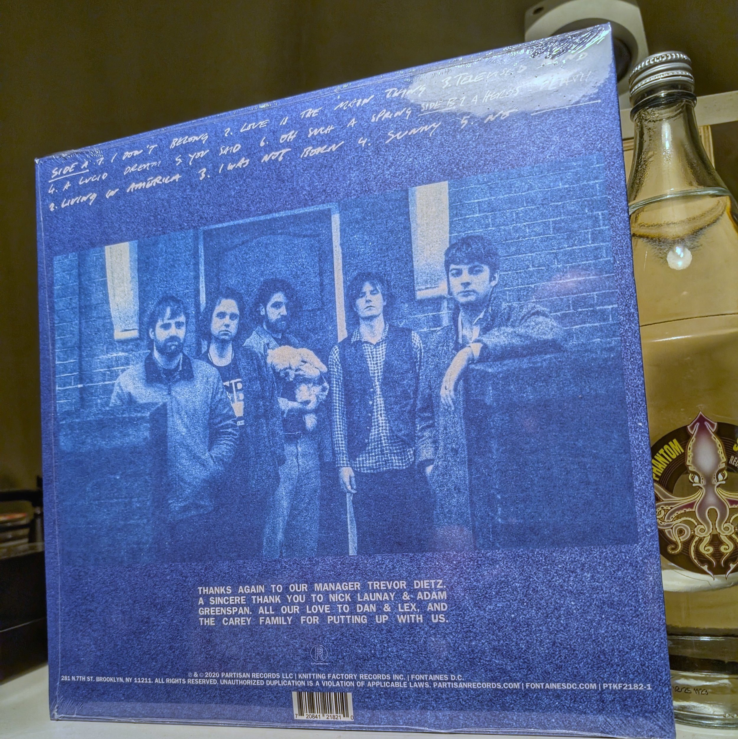 Fontaines D.C. - A Hero's Death (black vinyl) printed inner sleeve*