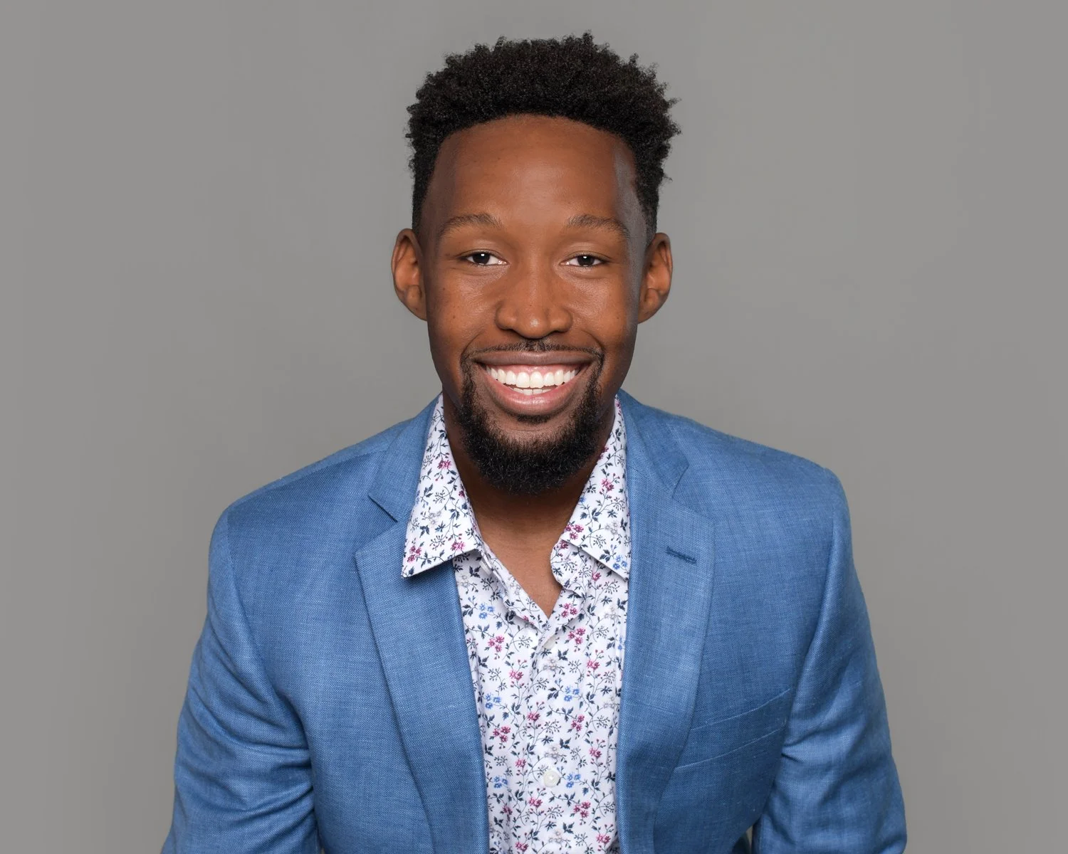 Backdrop Colors For Your Next Studio Headshot Session | Jacksonville Headshot Photography