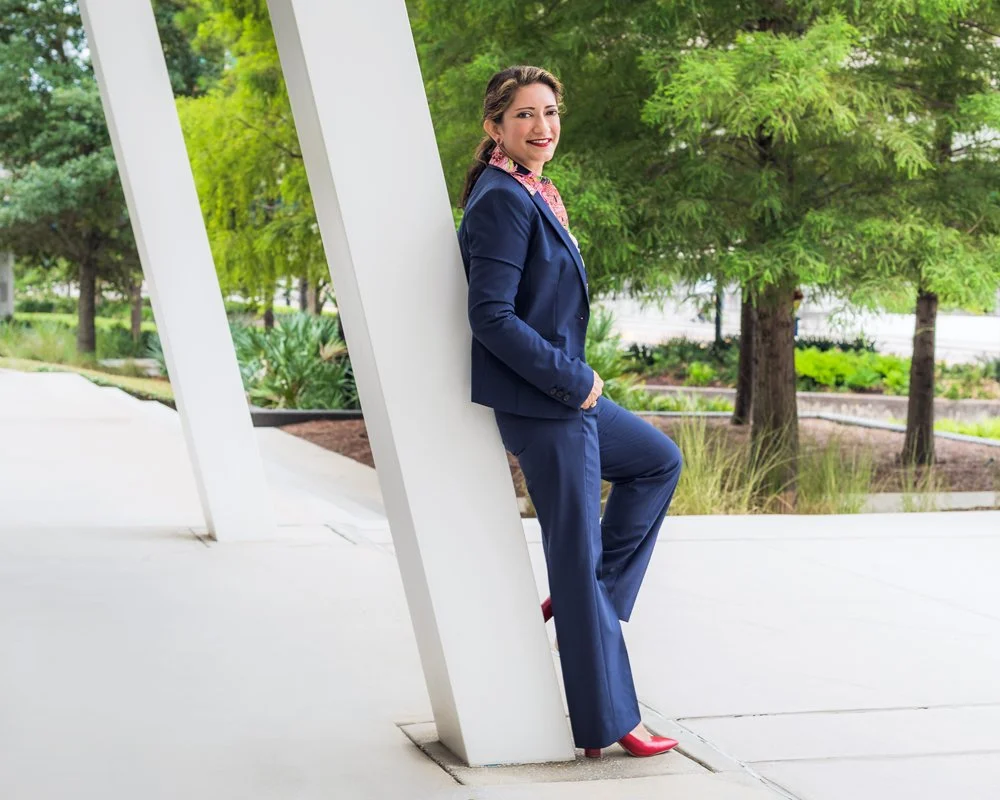 Contemporary-Womens-Business-Headshot-Jacksonville