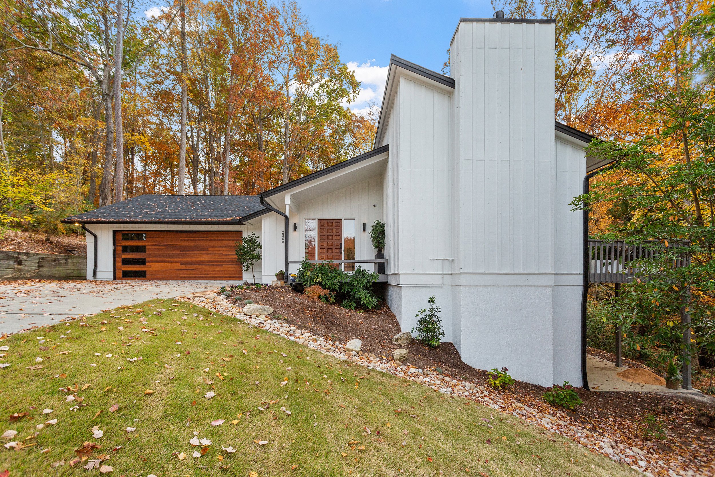CONTEMPORARY RENOVATION