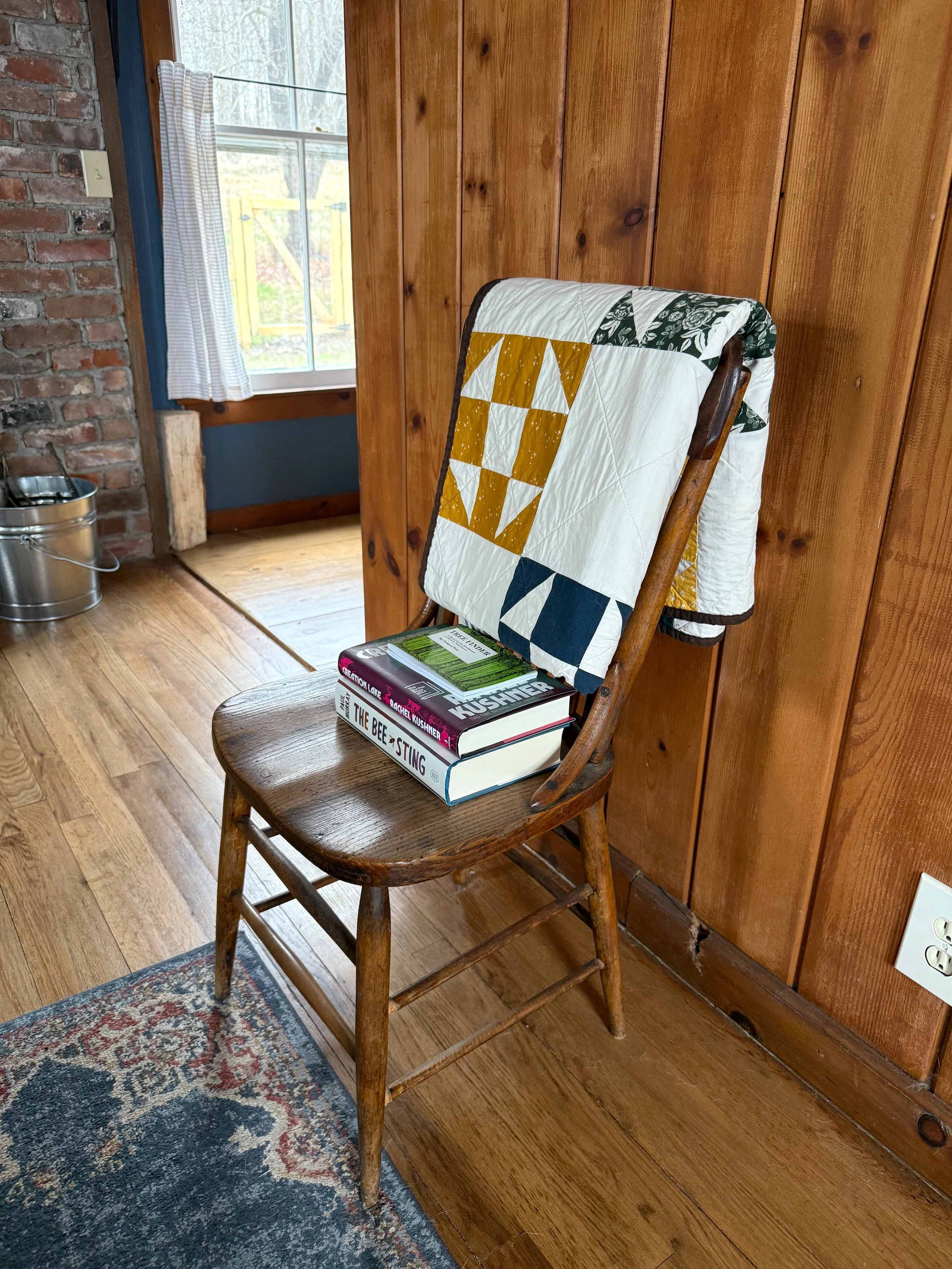 https://images.squarespace-cdn.com/content/v1/5c5dbb8de8ba44105ed231ec/f705a362-c16c-42e8-ab63-bf70fd518955/shoofly-quilt-2-JGS%2B-%2B2.jpeg