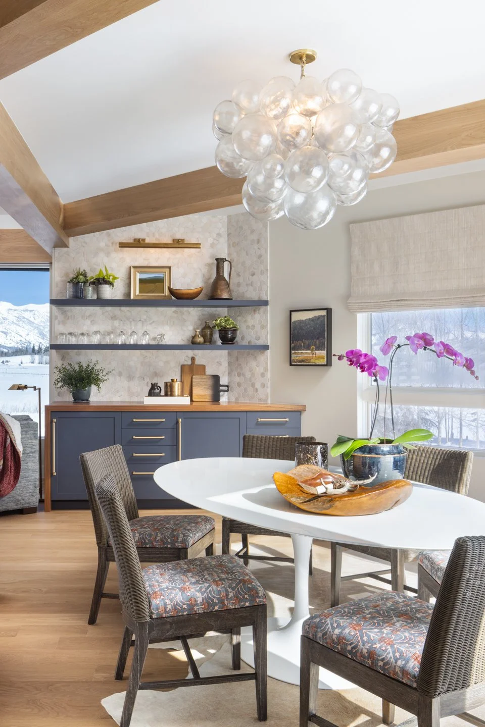 &lt;strong&gt;Antiques Revolution&lt;/strong&gt;