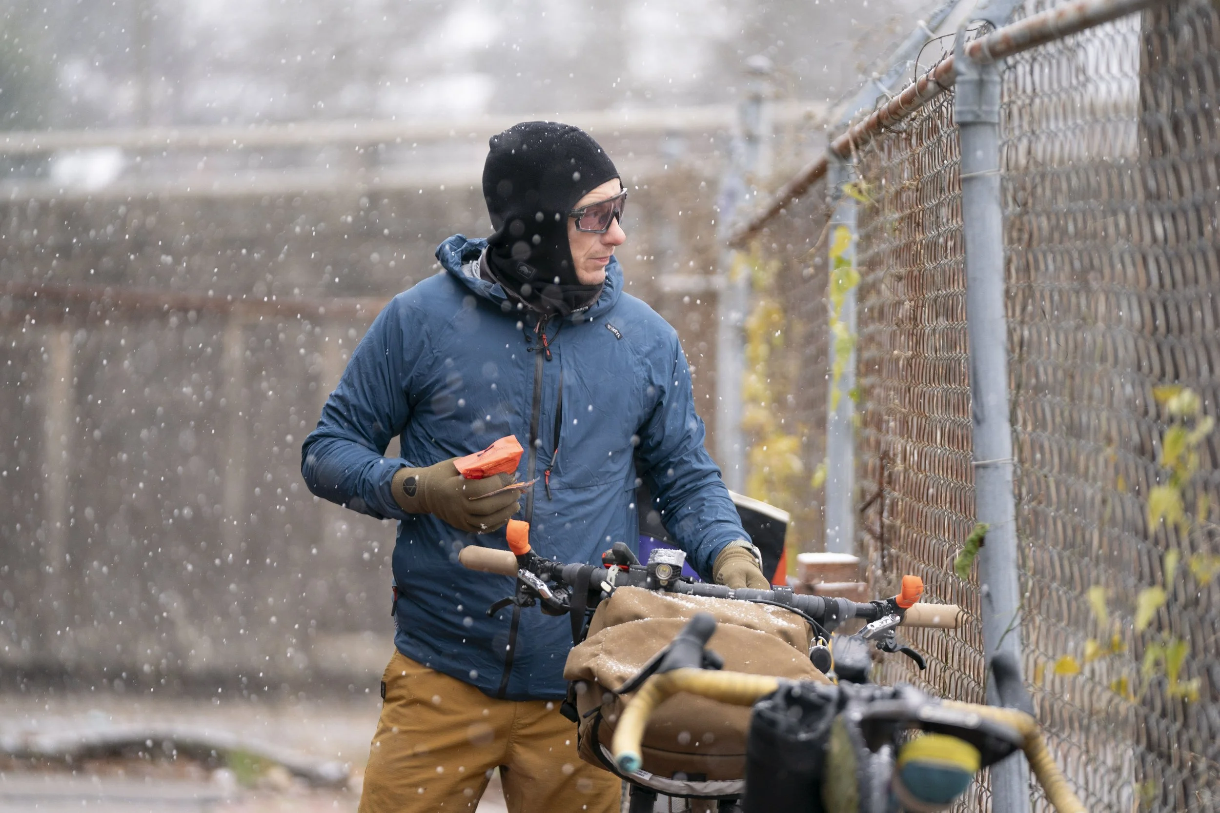 cyclist snow Columbia Snow Storm Photos