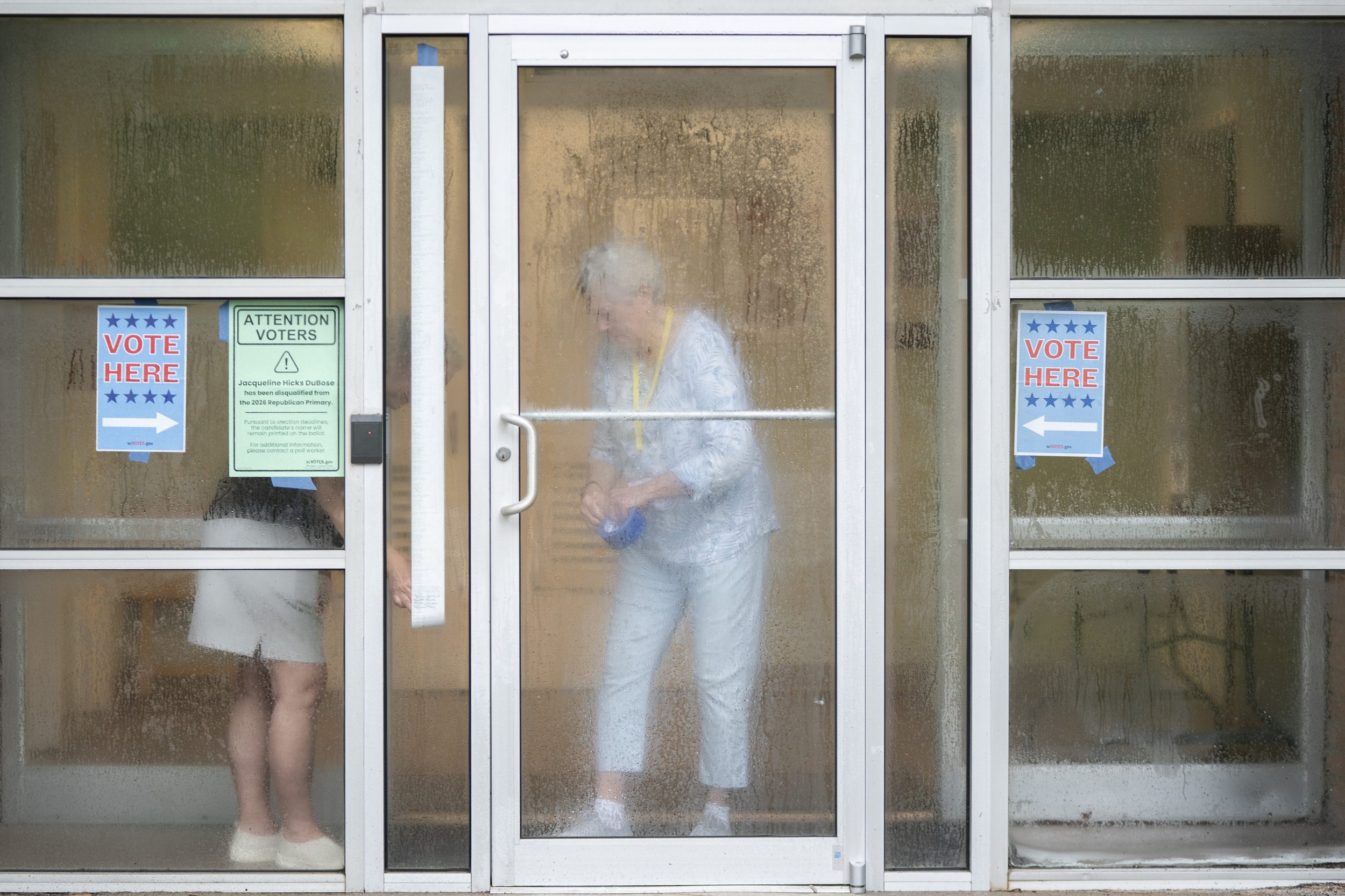Poll workers prepare for voters in West Columbia