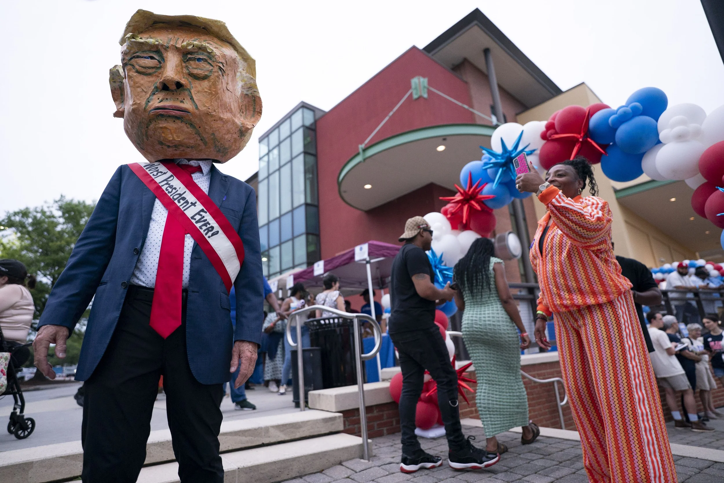 Jim Clyburn’s “World Famous Fish Fry” crashed by “Worst President Ever.”